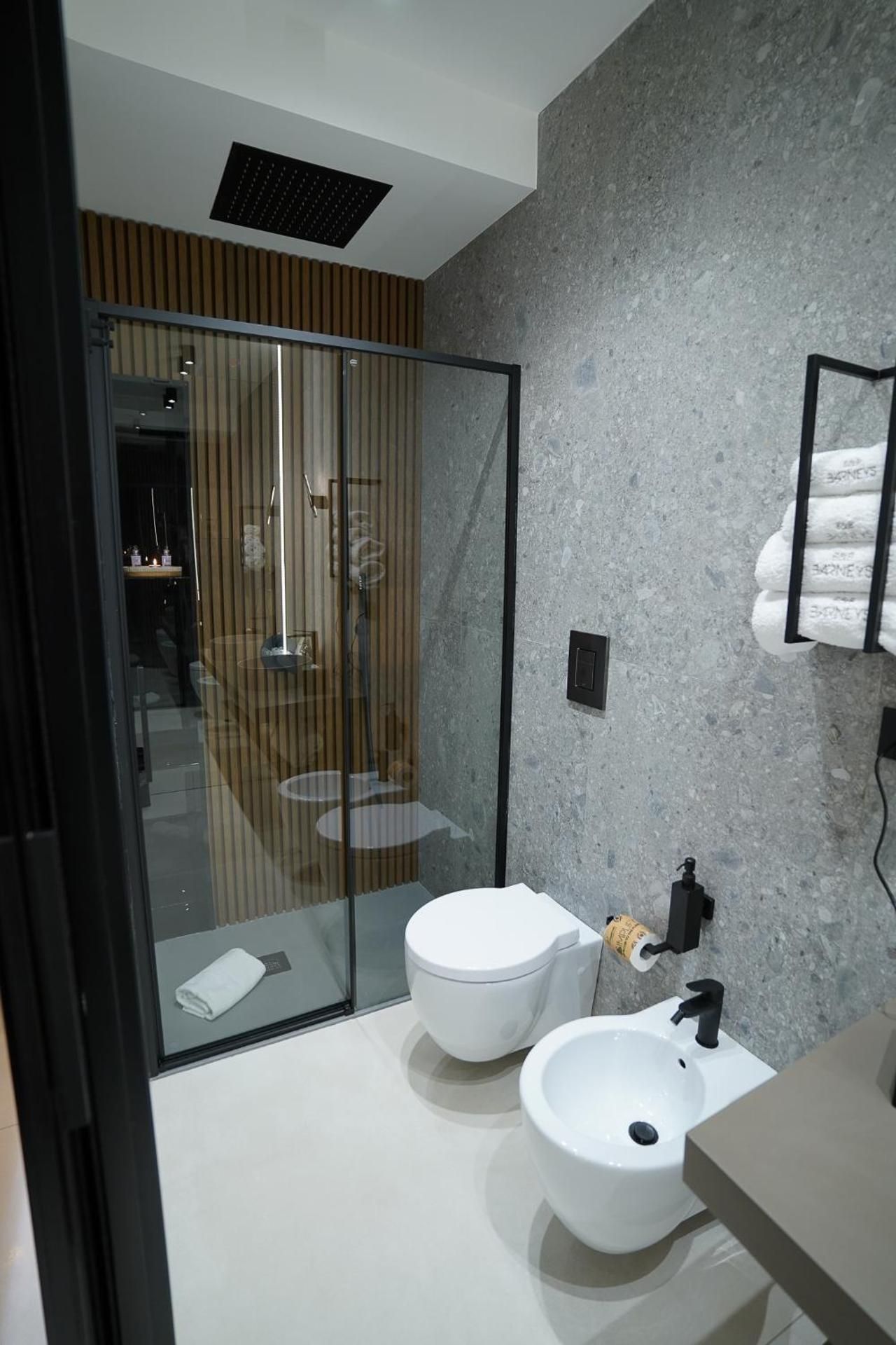 Barneys B&b Deluxe Double Room 3