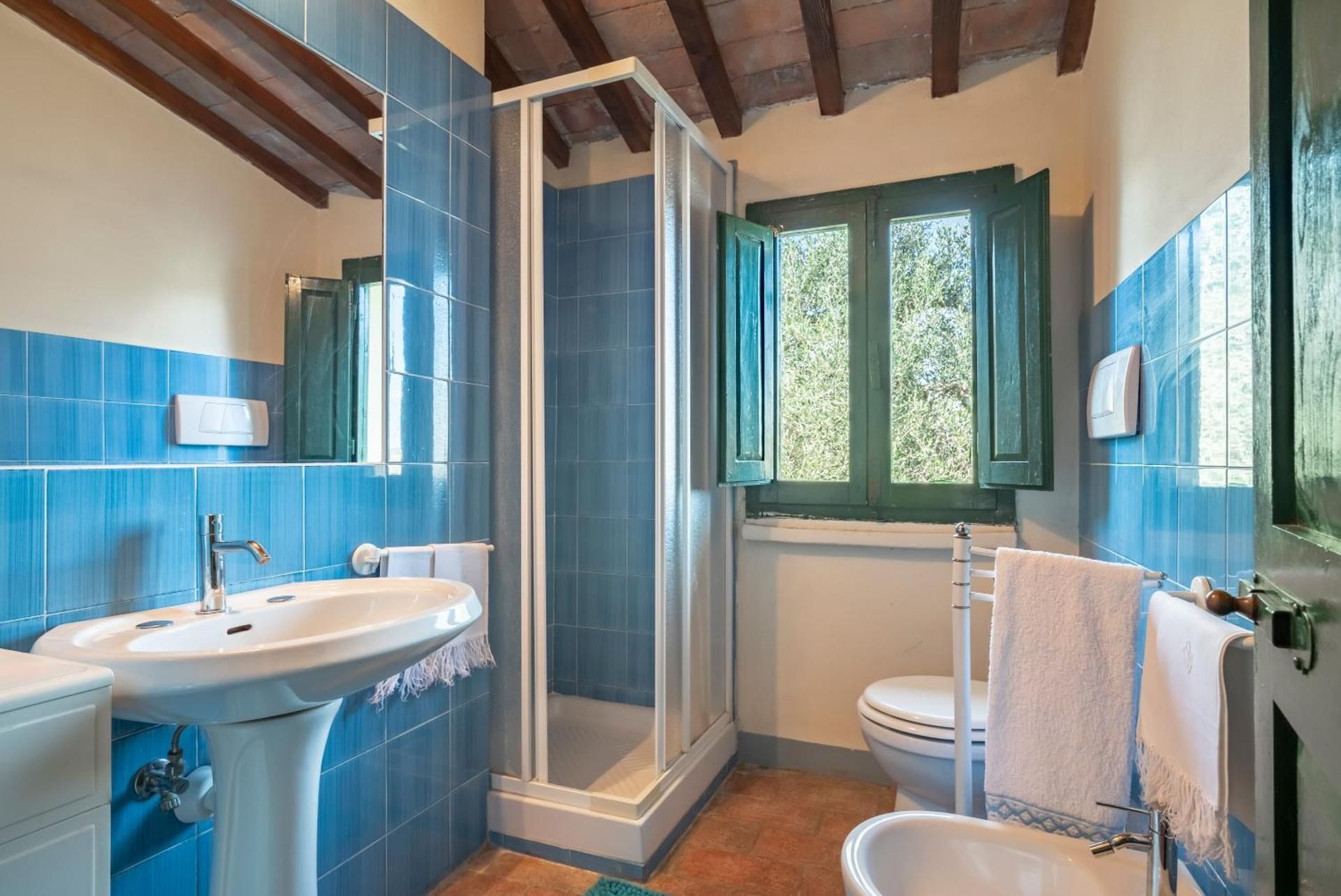 Maisonette with Private Garden