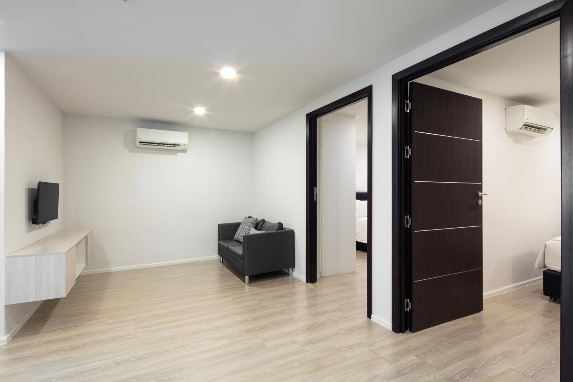 The Rizin Hotel Phratamnak Two-Bedroom Suite 3