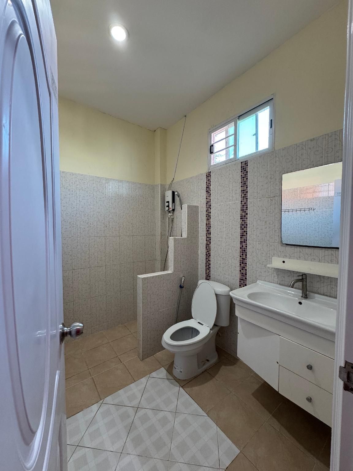 House for 10 People