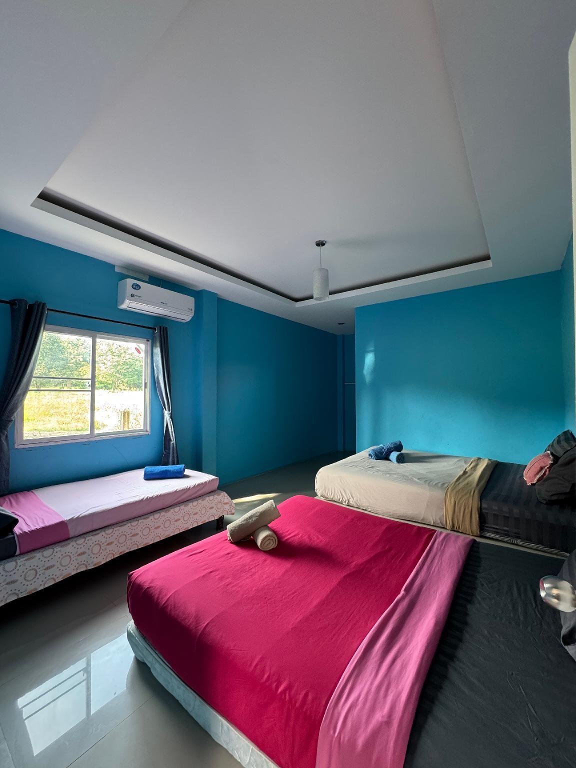 House for 10 People