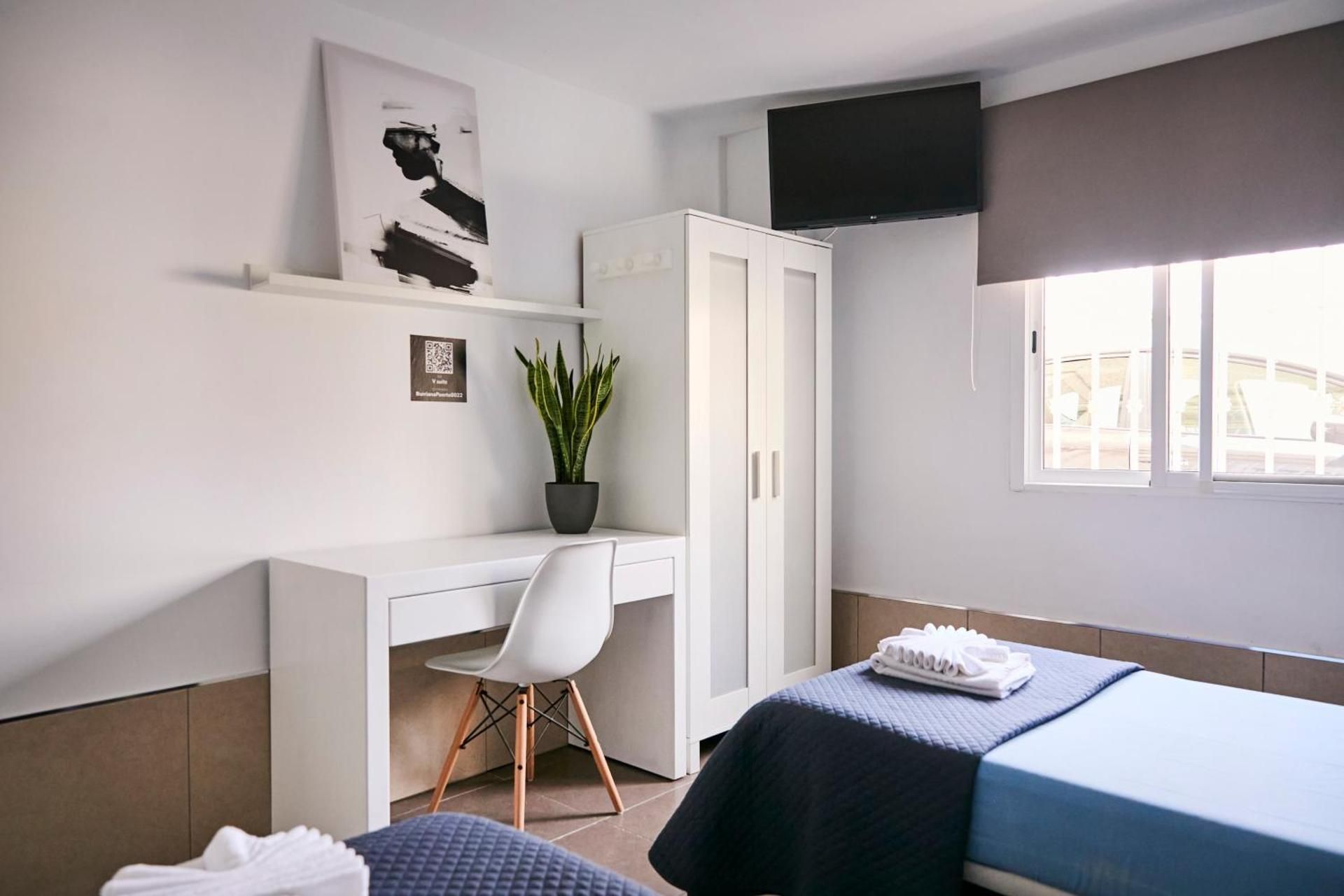 Twin Room with Shared Bathroom