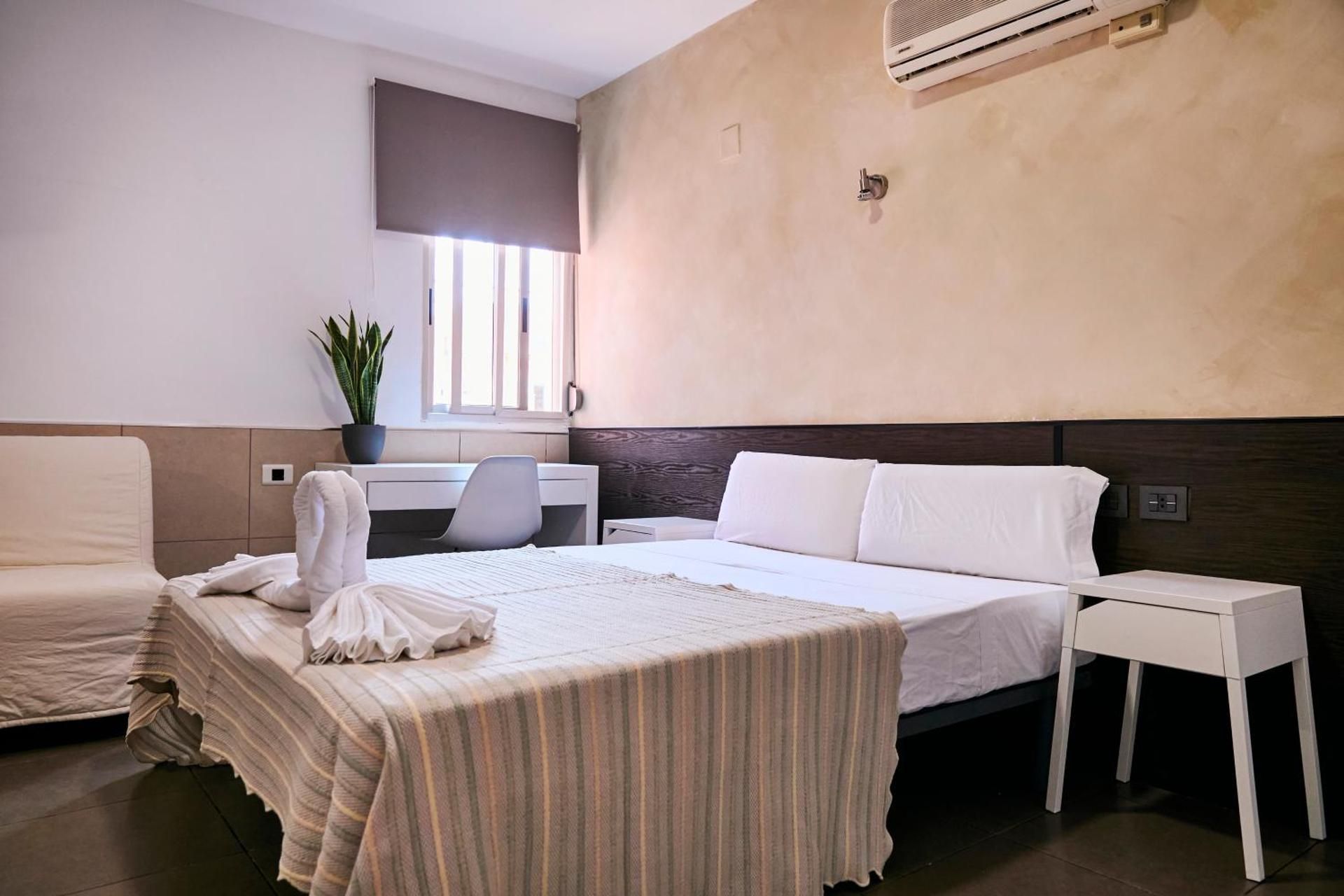 Quadruple Room with Shared Bathroom