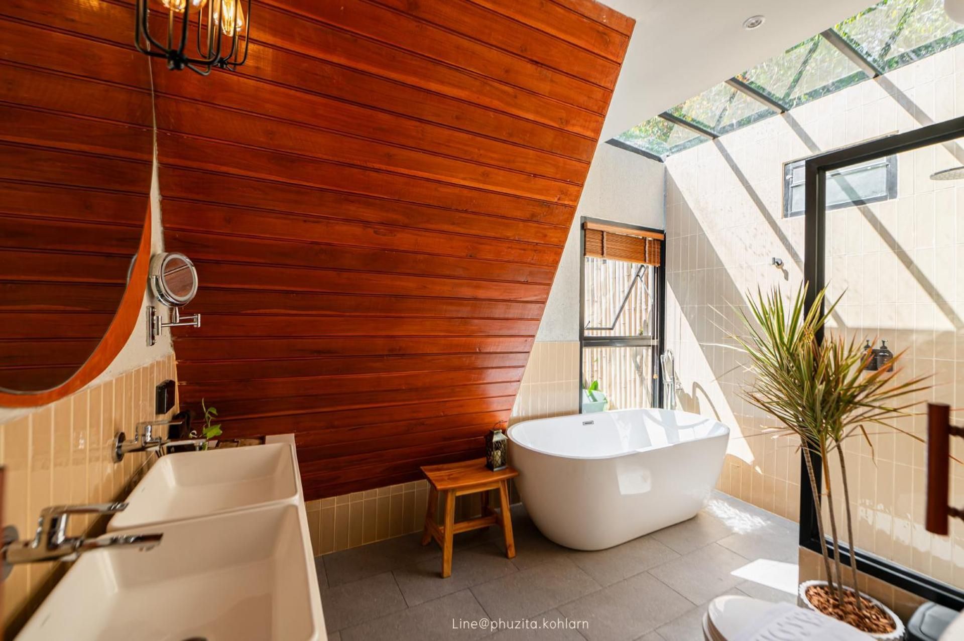 One-Bedroom Villa