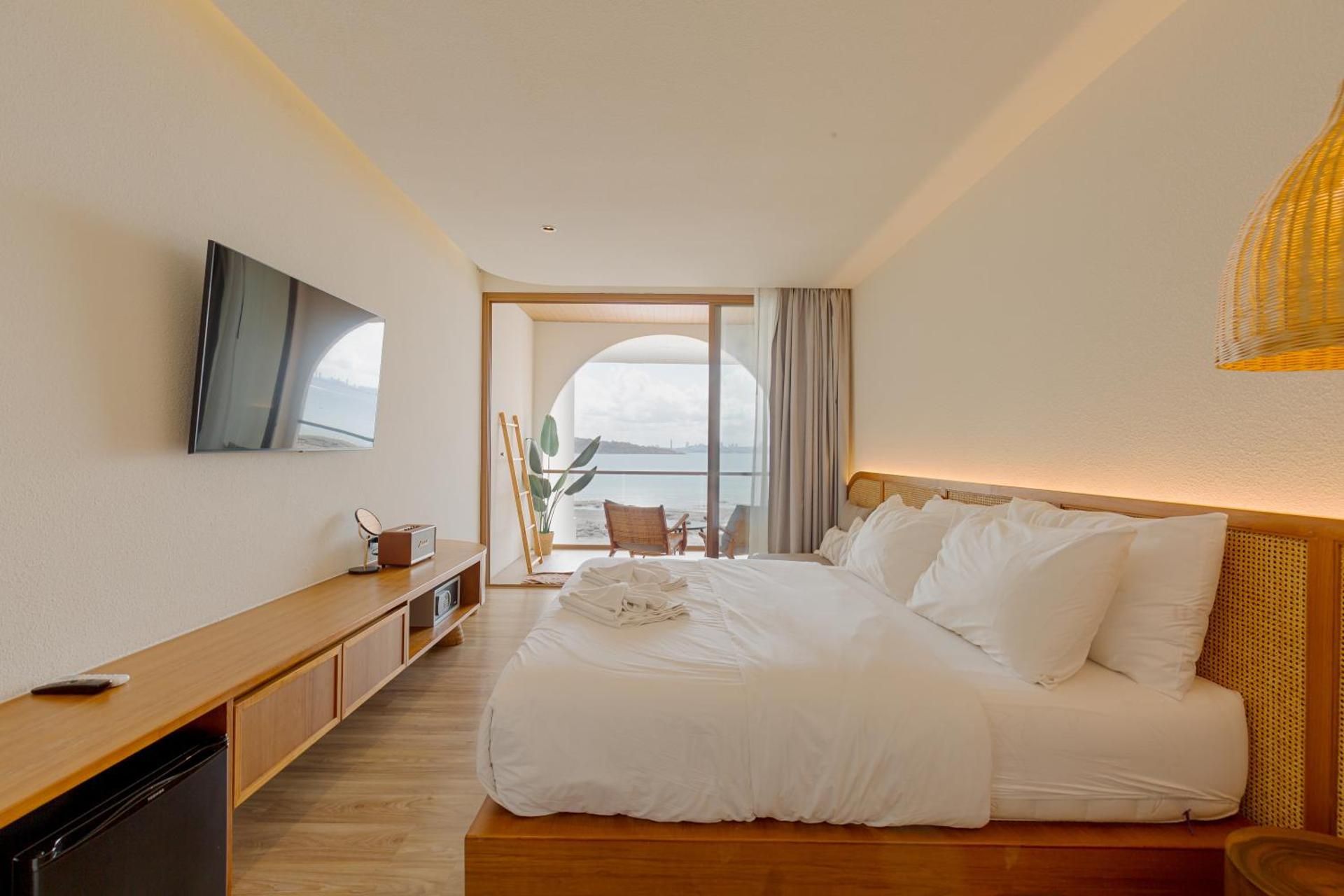 King Room with Balcony