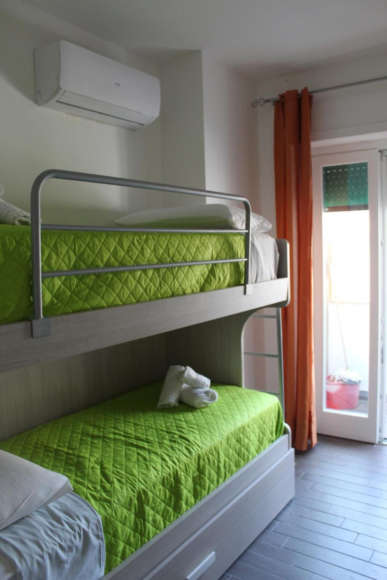 Quadruple Room with Private Bathroom