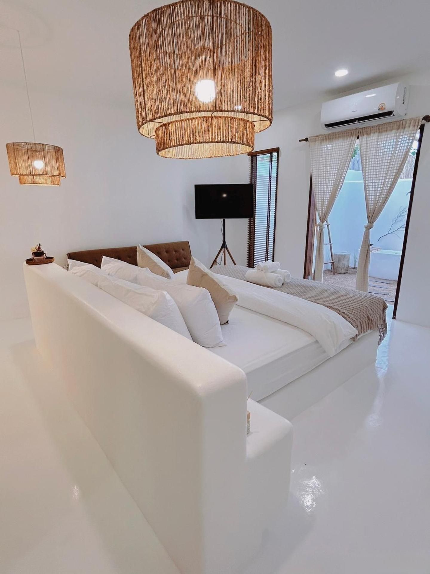 Deluxe Double Room with Bath