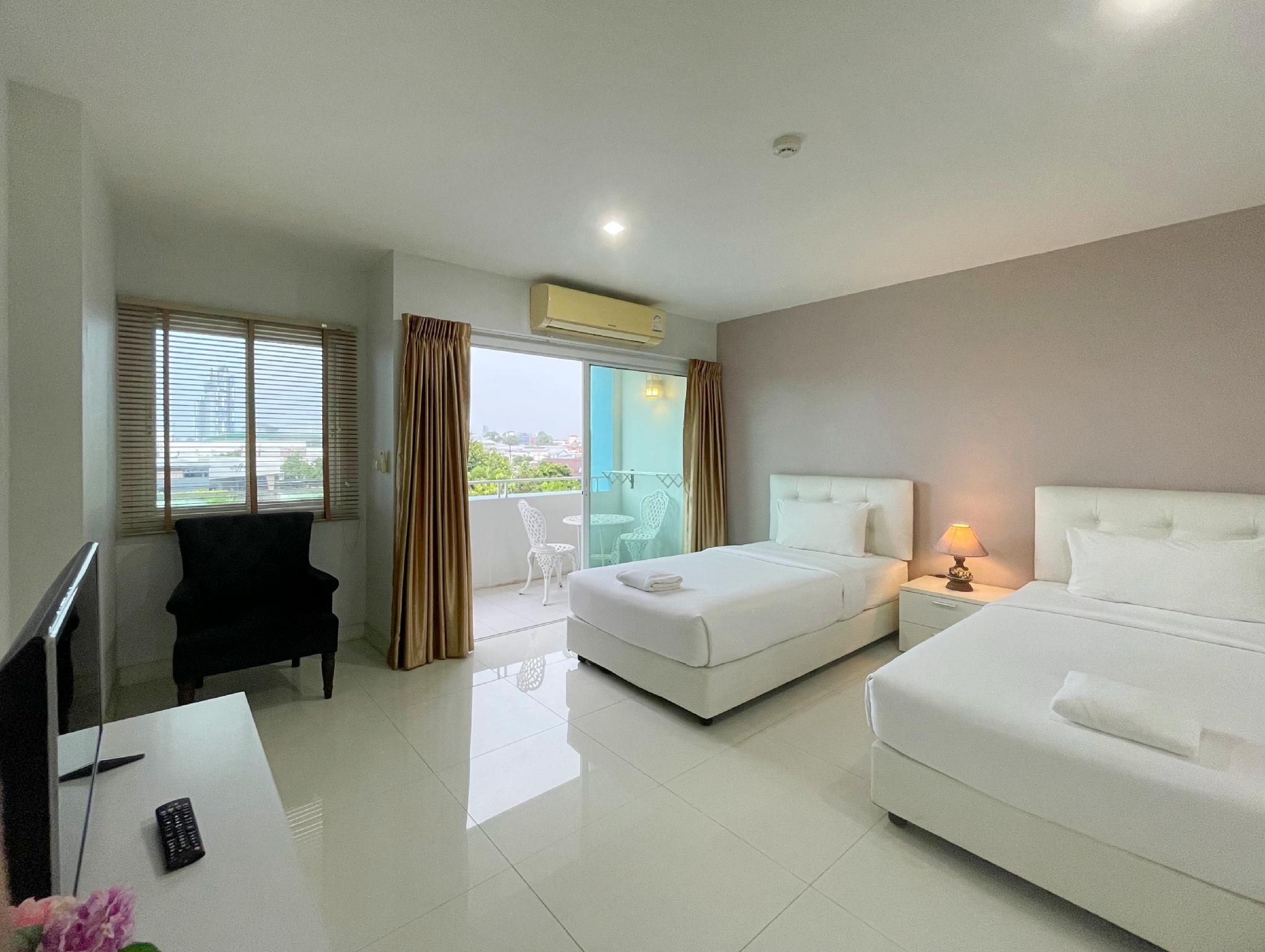 Superior Twin City View