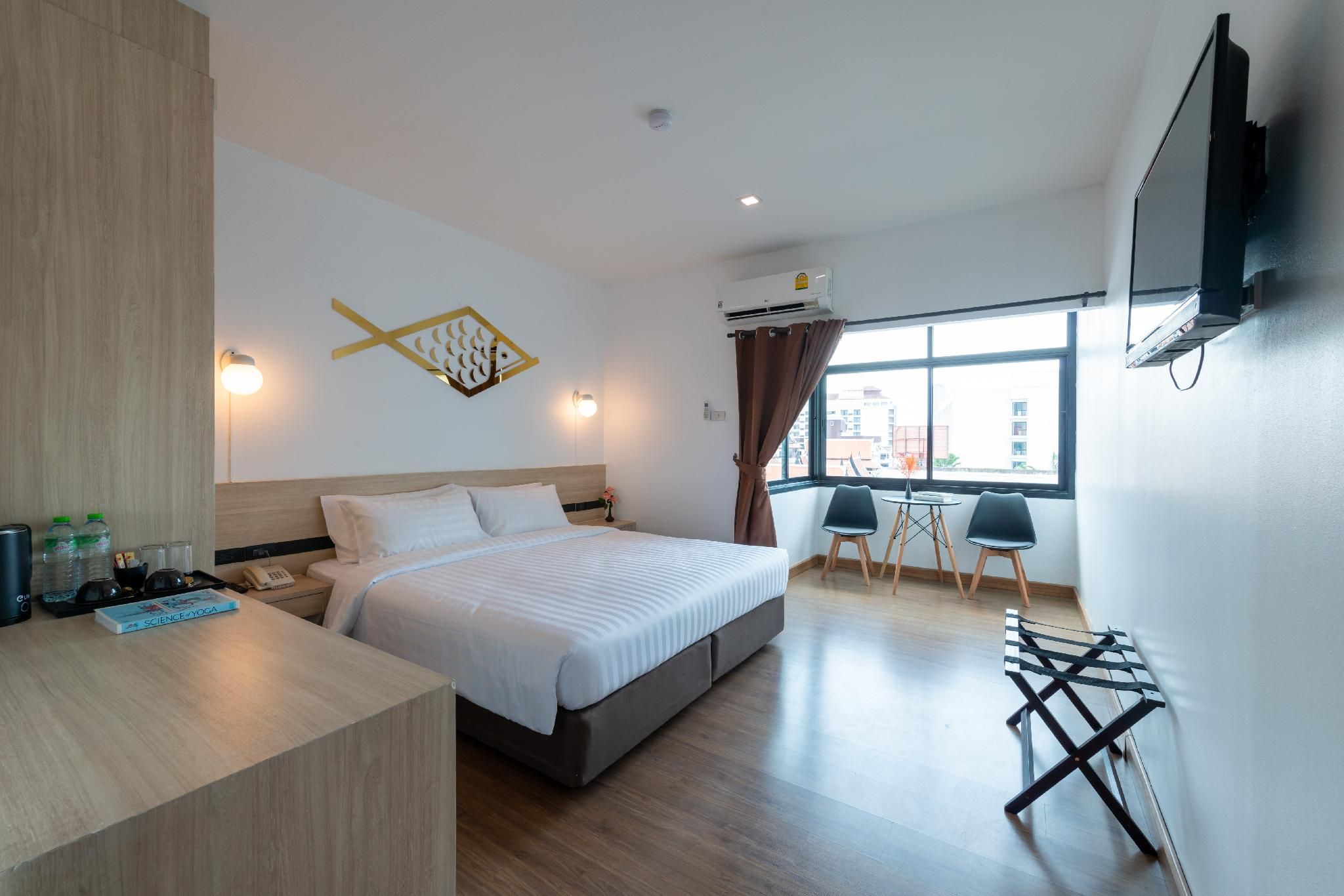 Superior King Room