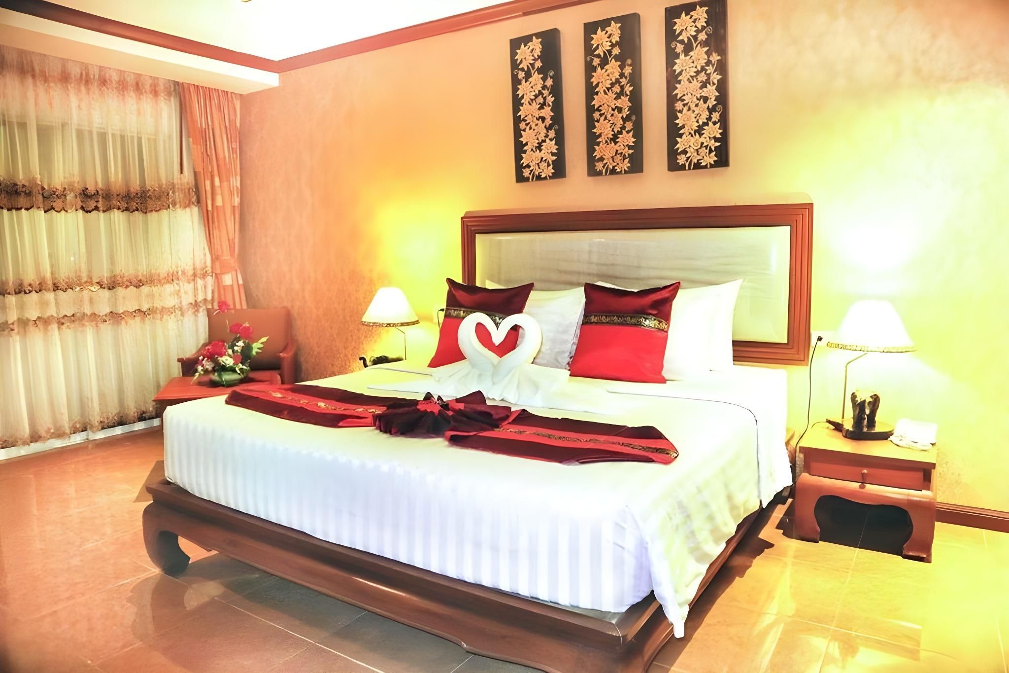 Deluxe Double or Twin Room