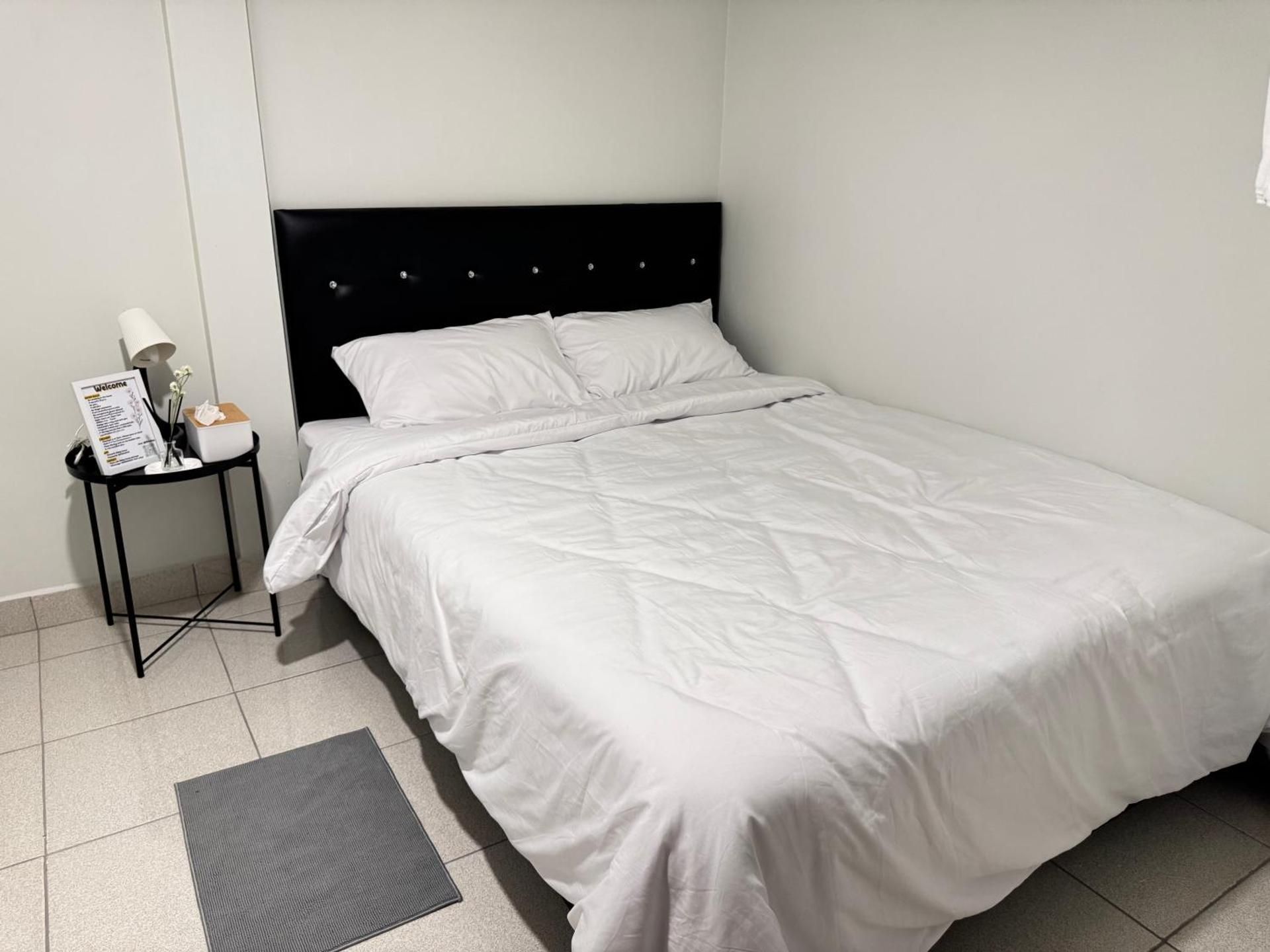 Daisy house pattaya Double Room with Shared Bathroom