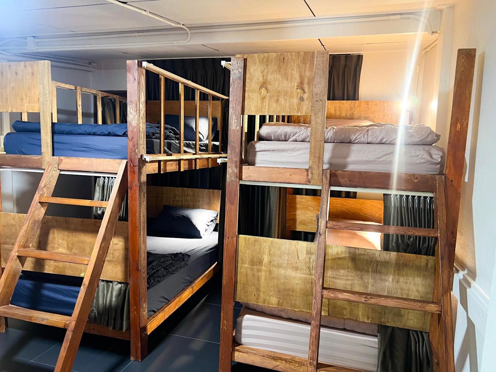 Bunk Bed in Mixed Dormitory Room