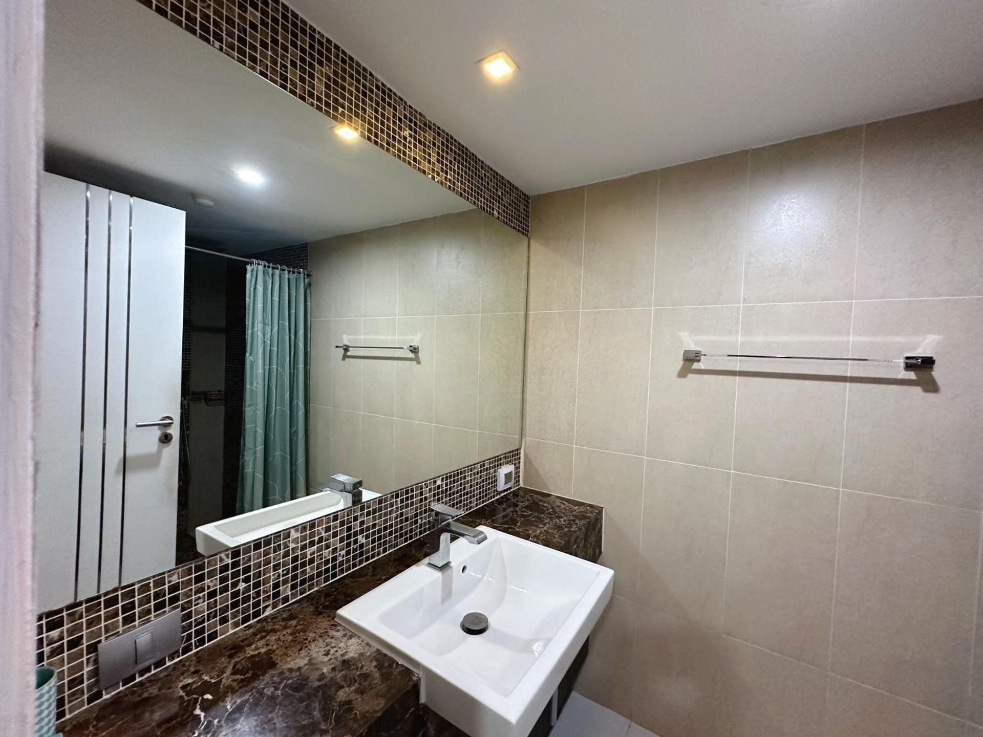 Centara Avenue Residence By Daisy Pattaya 1 Studio with Balcony 2