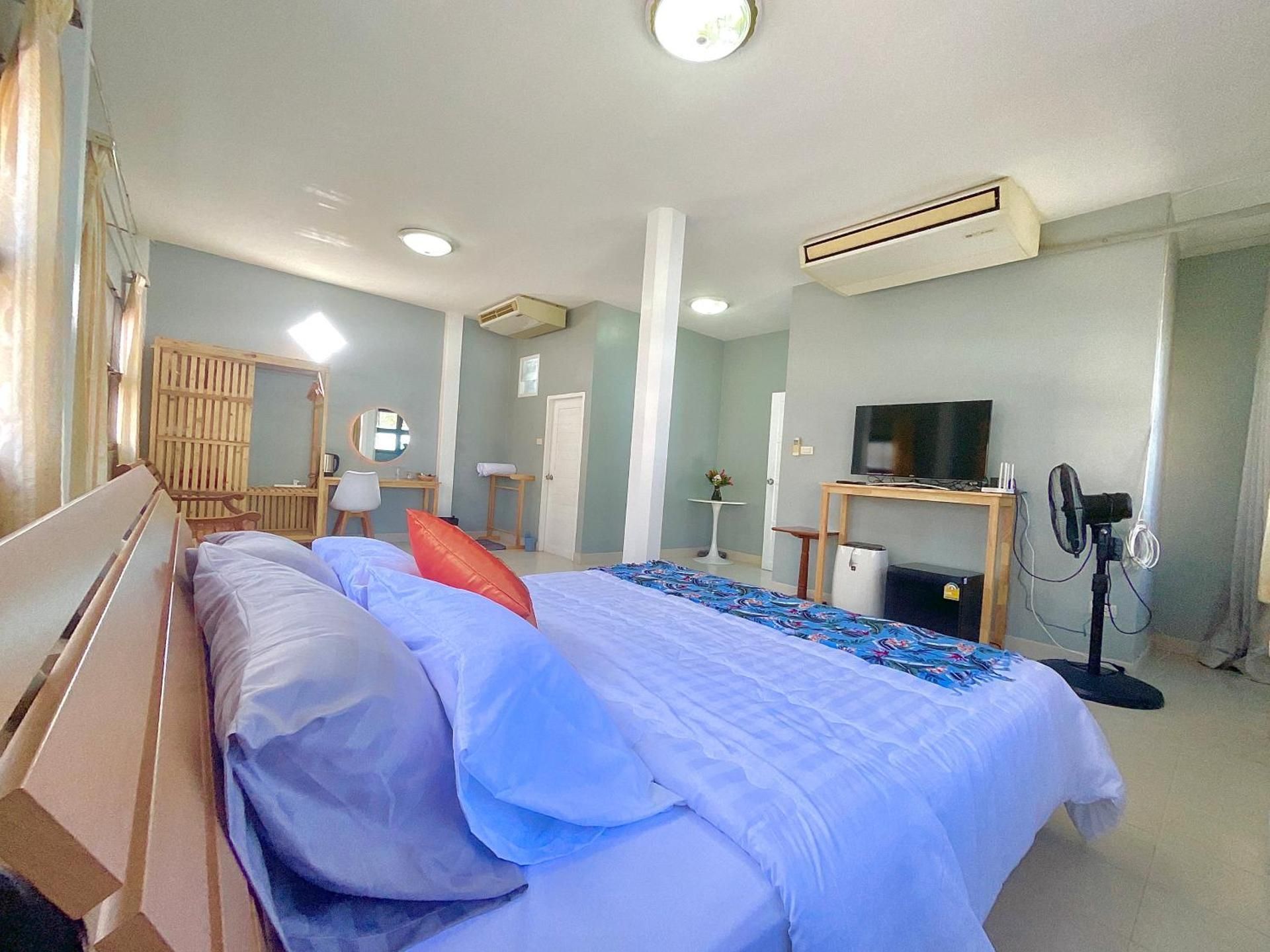 King Room with Garden View