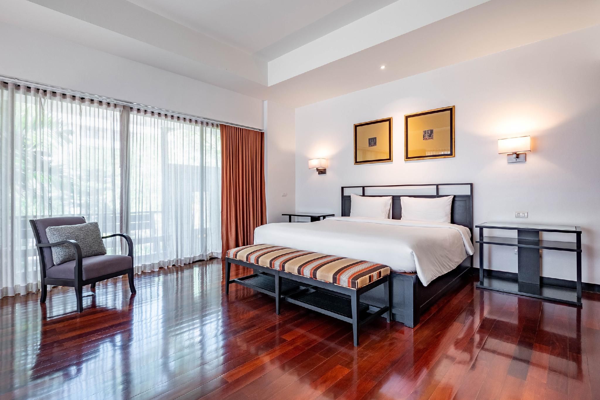 Luxe Residence Studio Apartment