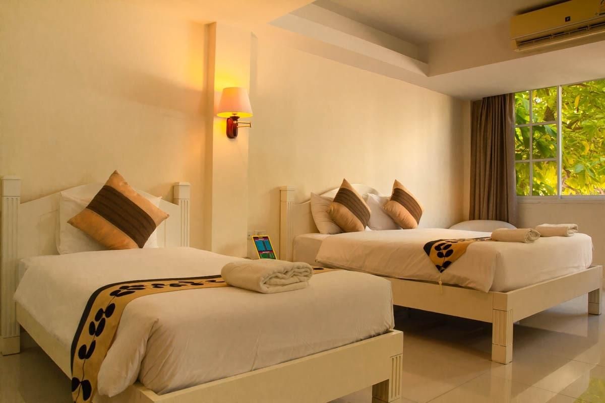 Superior Family Room