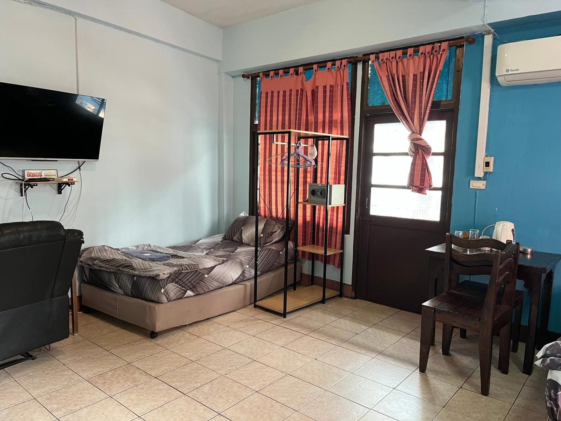 Baan Picha 2 Family Room with Balcony 3