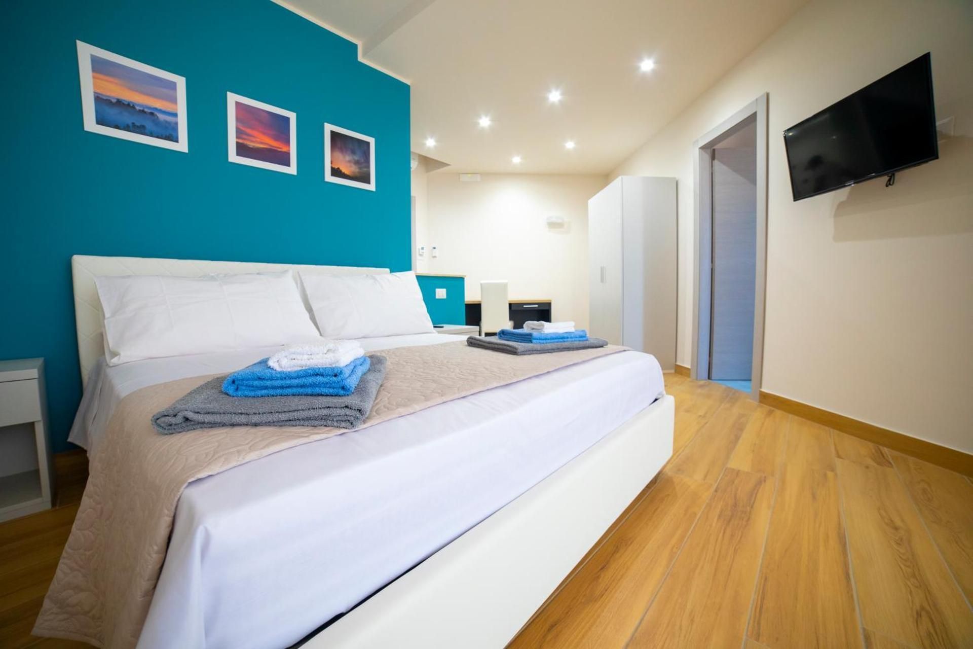 Deluxe Single Room