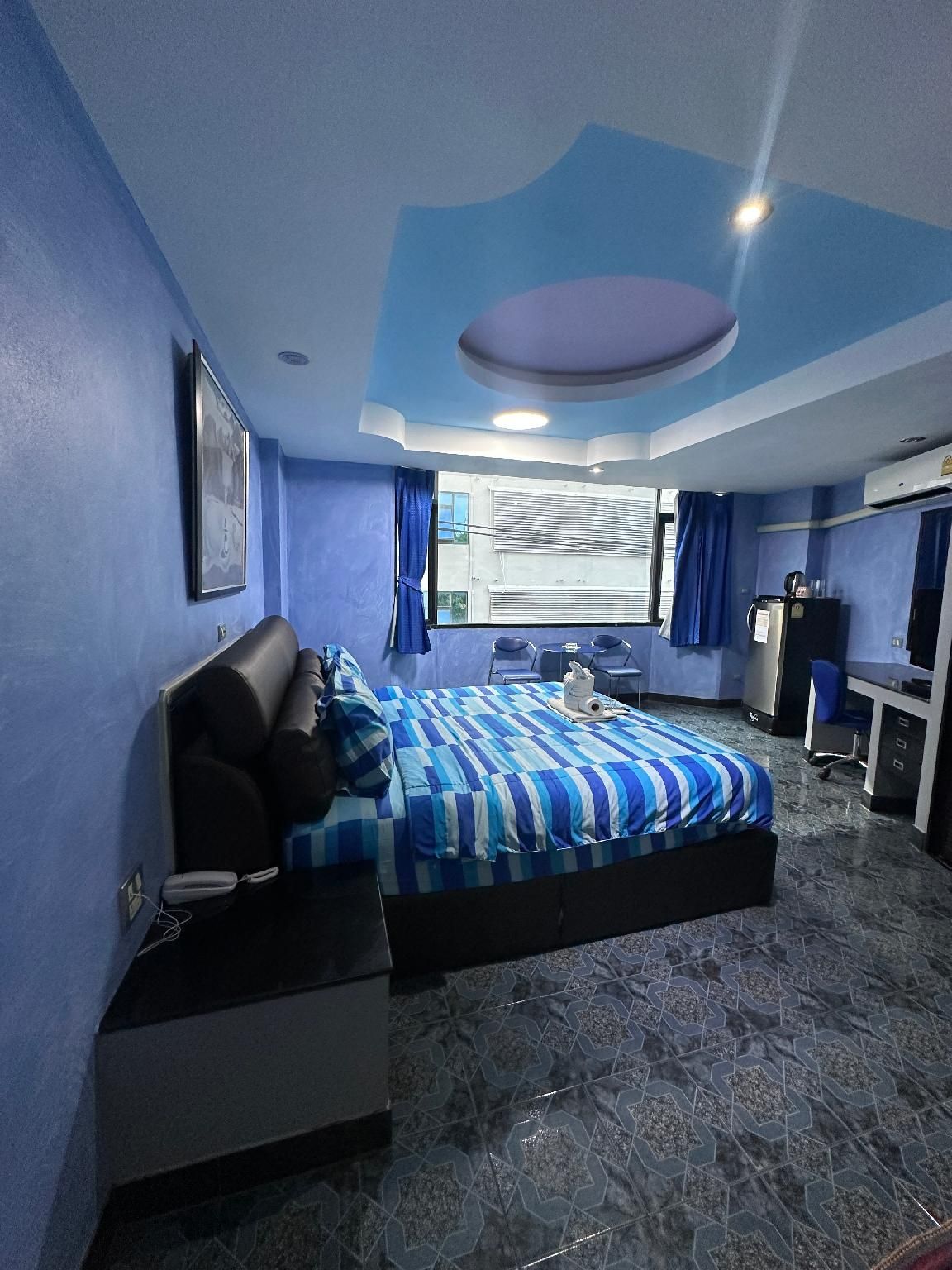Deluxe Room with Bathtub