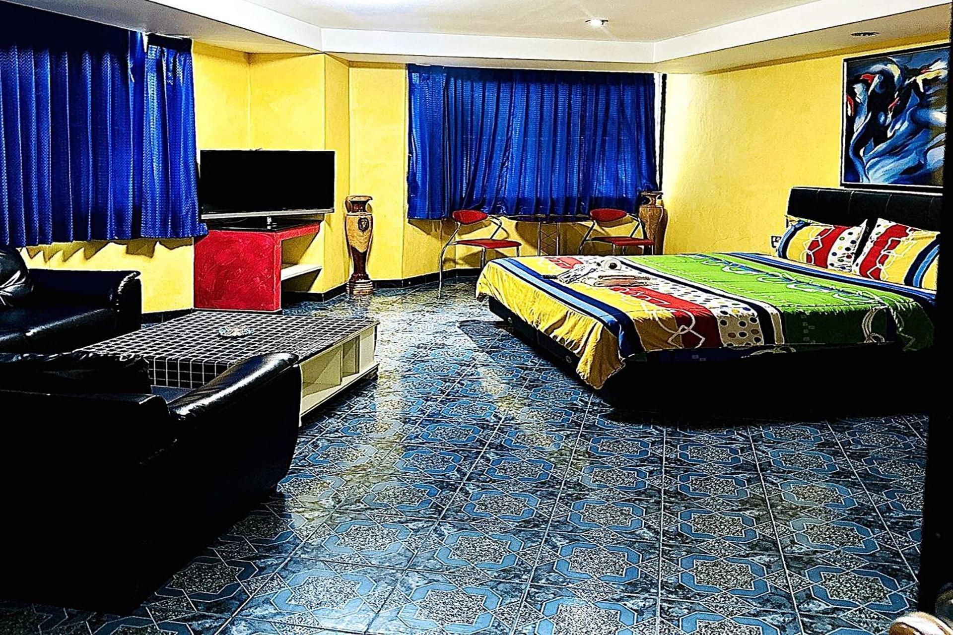 Superior King Room