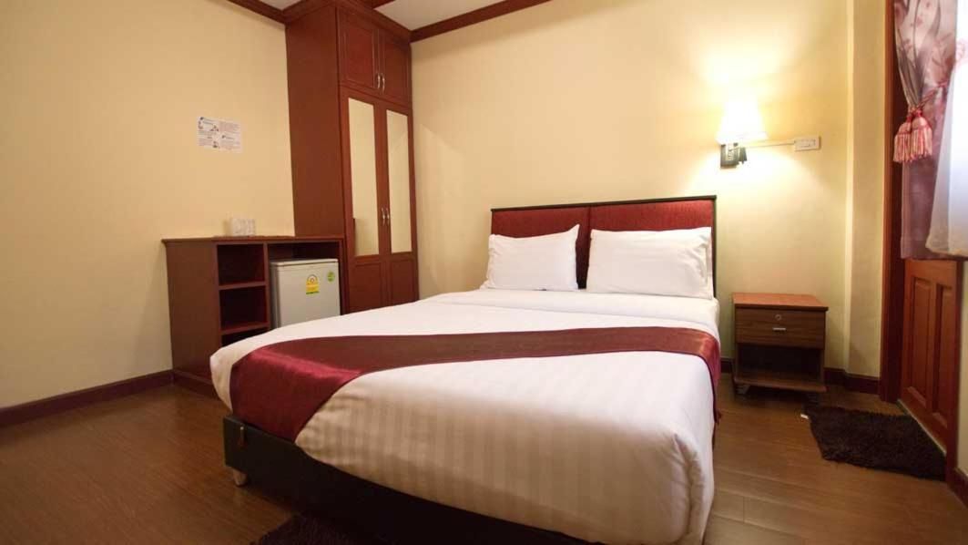 Queen Room with Balcony