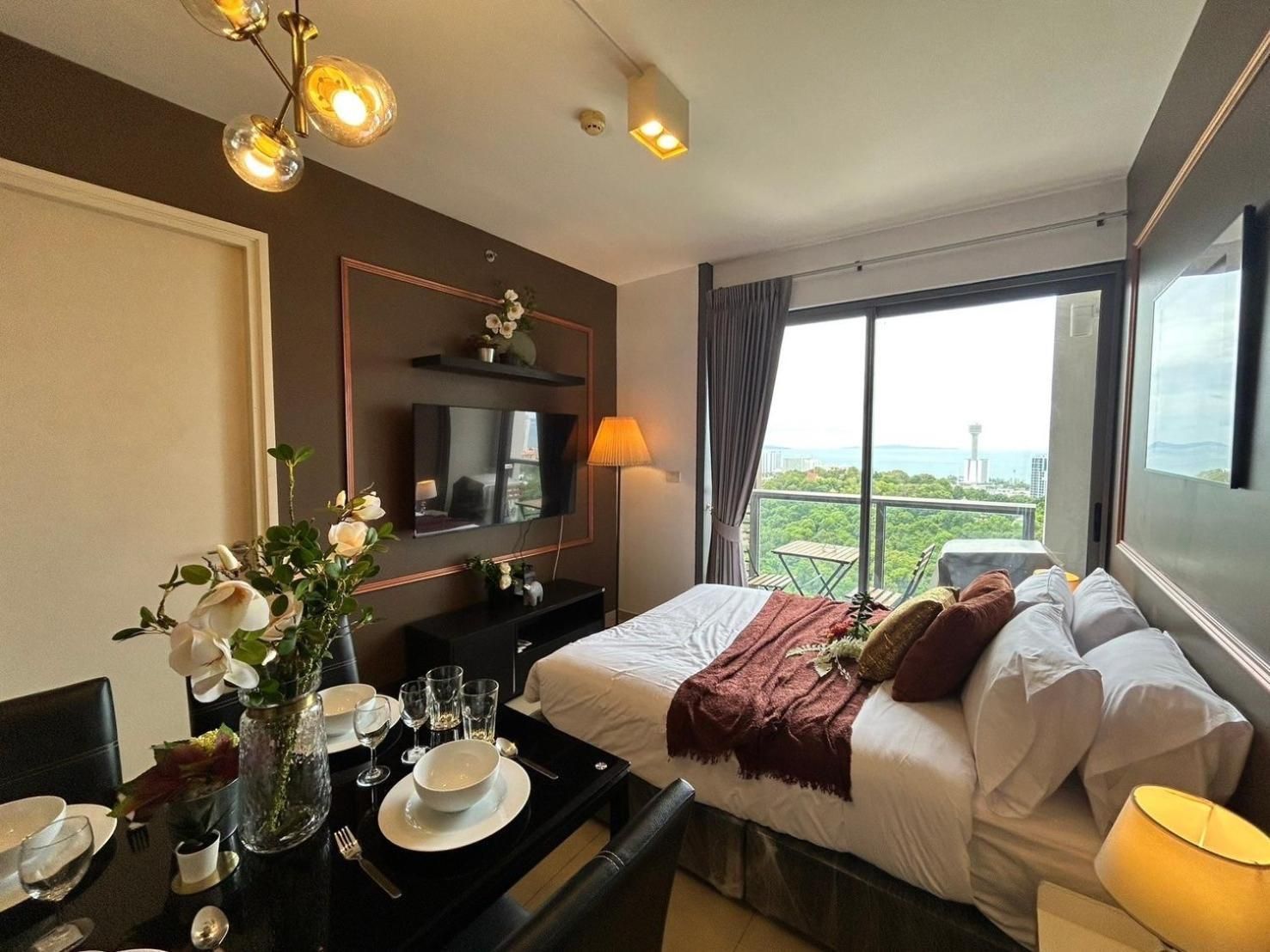 Three-Bedroom Apartment - High Floor