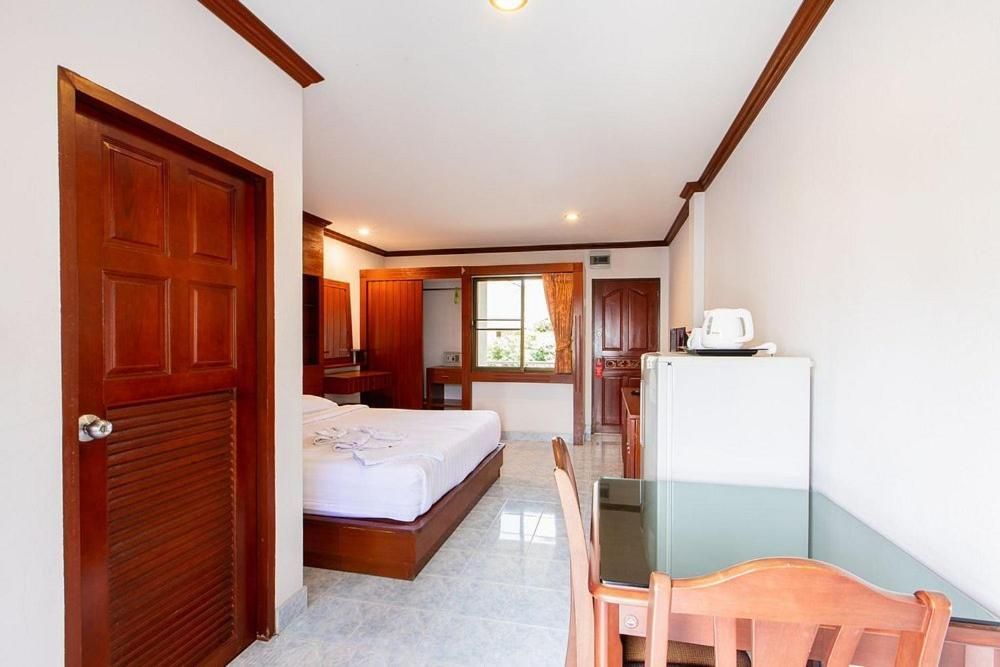 Selina place Double Room with Balcony 2