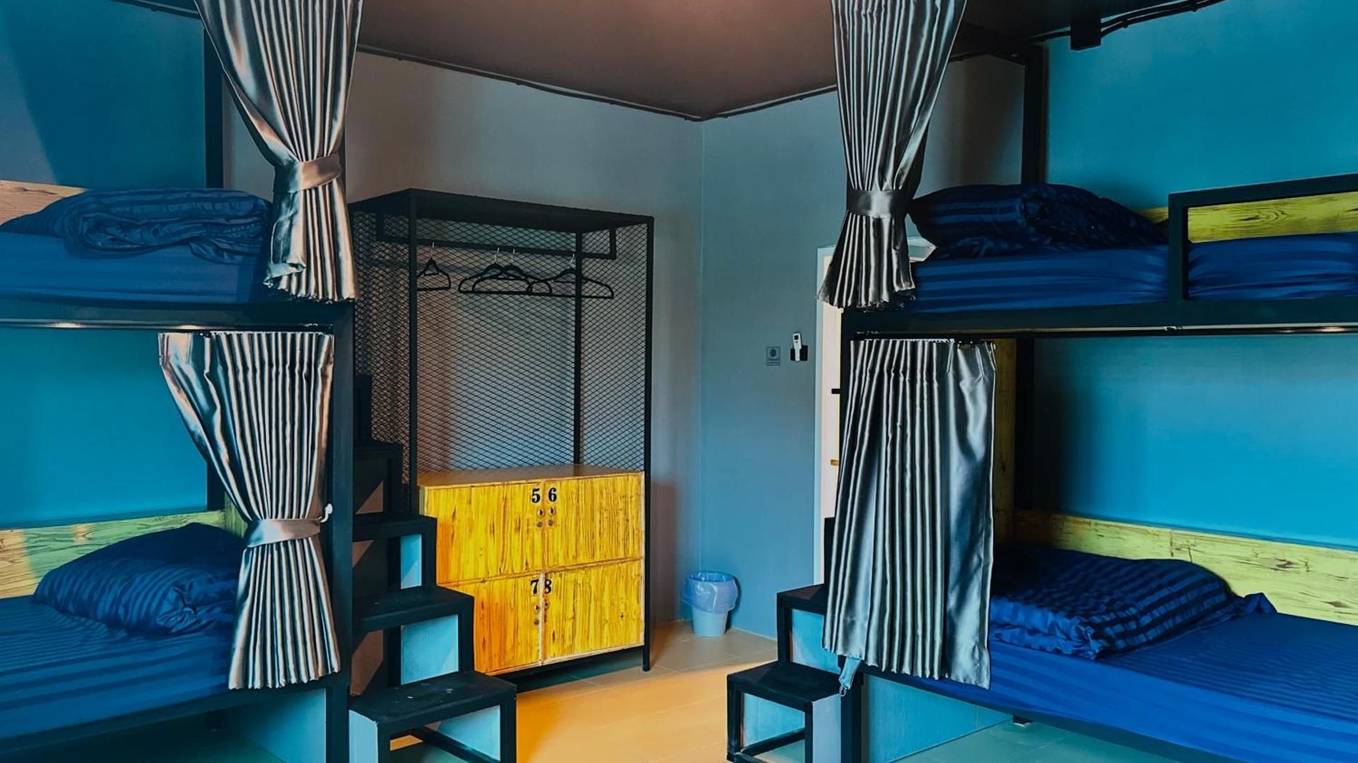 Bed in 8-Bed Mixed Dormitory Room