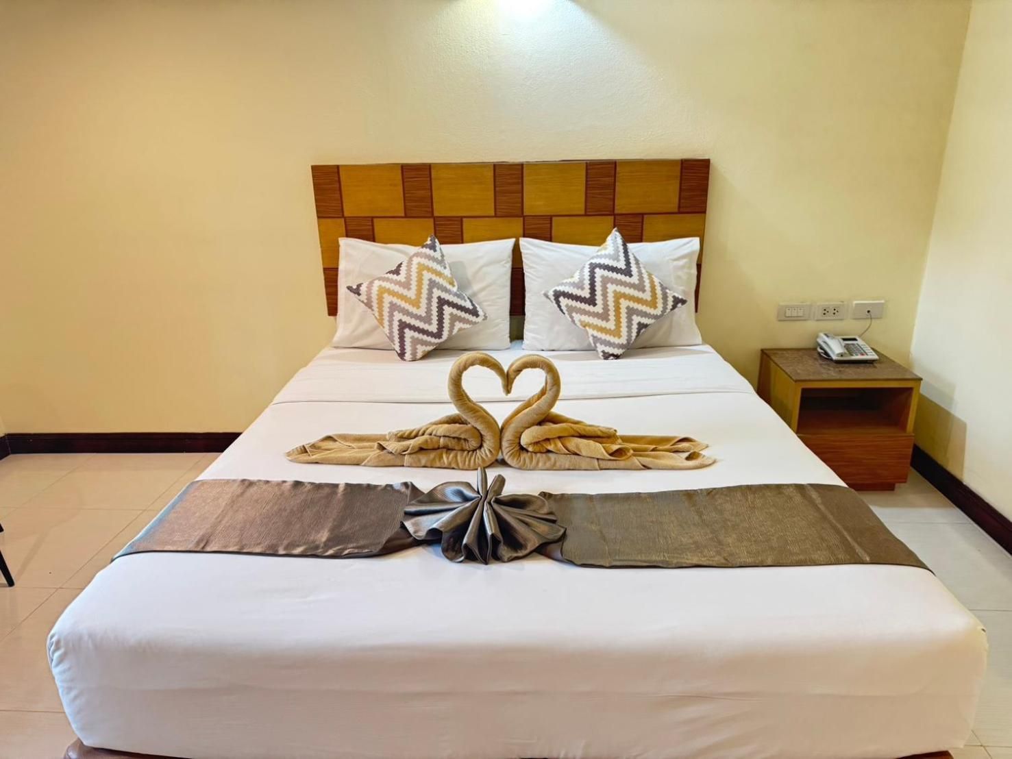 Bensri residence pattaya Standard Double Room 2