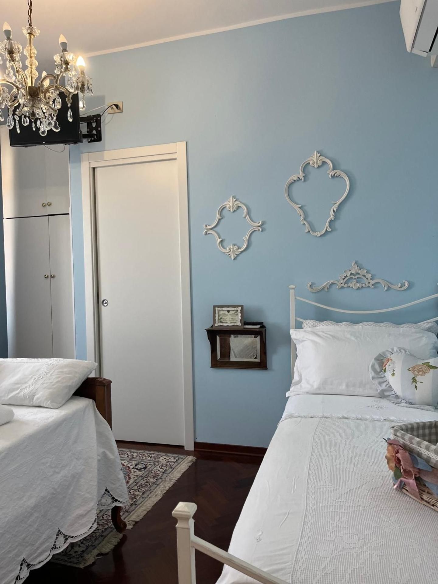 Luxury Triple Room