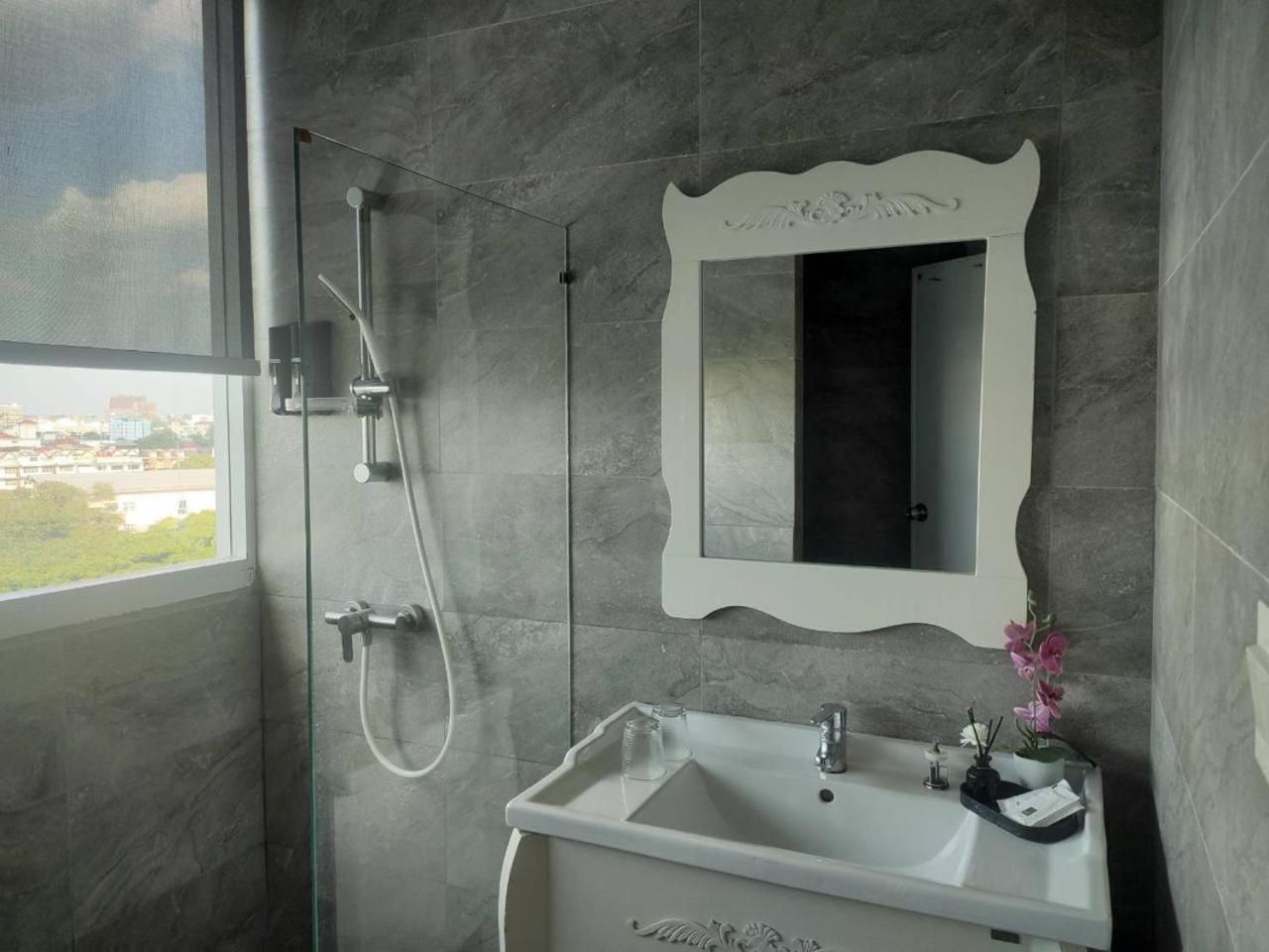 Hotel Kann Pattaya Deluxe 3