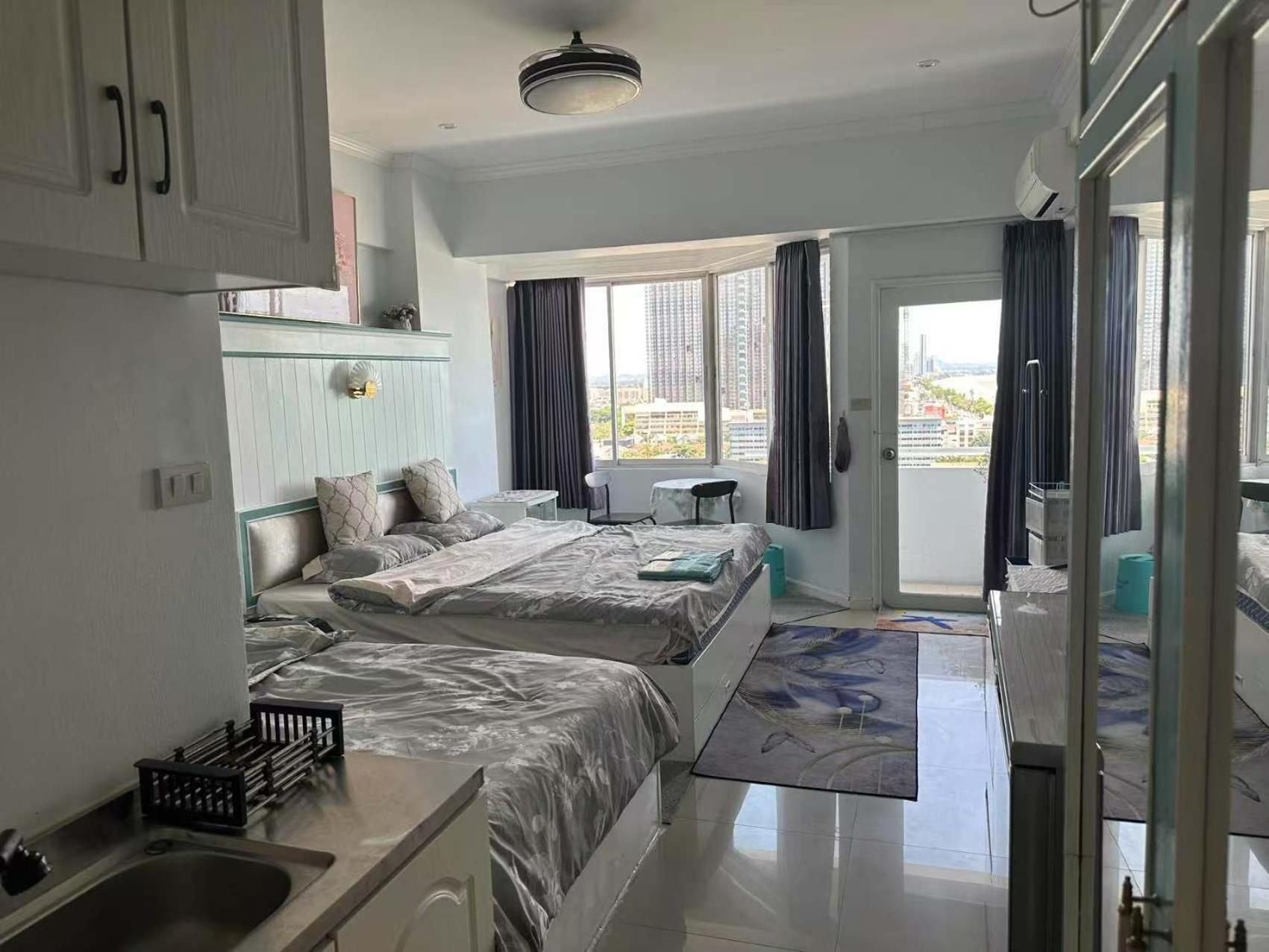 Home One-Bedroom Apartment
