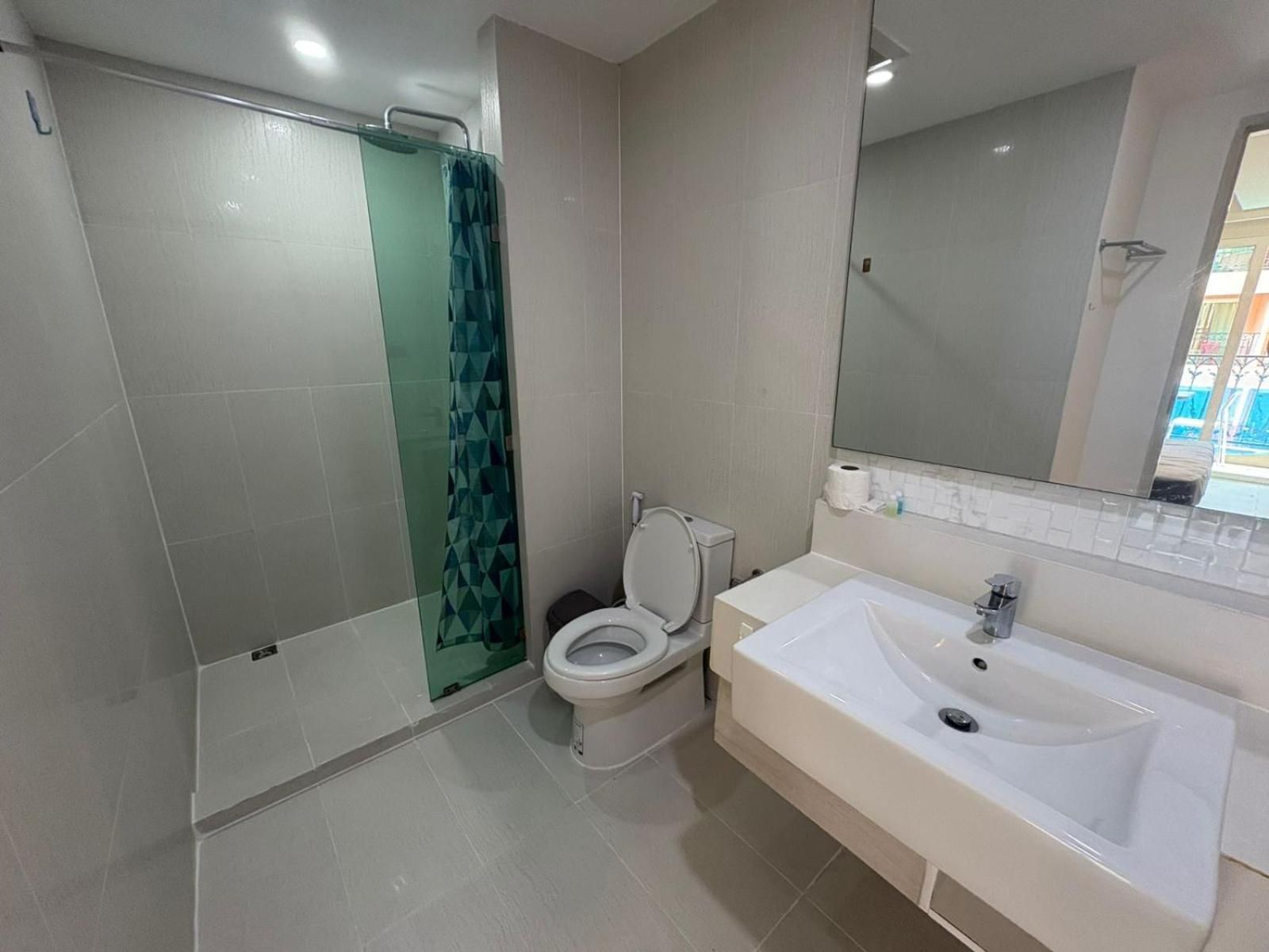 Seven seas resort (Pattaya) Superior One-Bedroom Apartment with Balcony