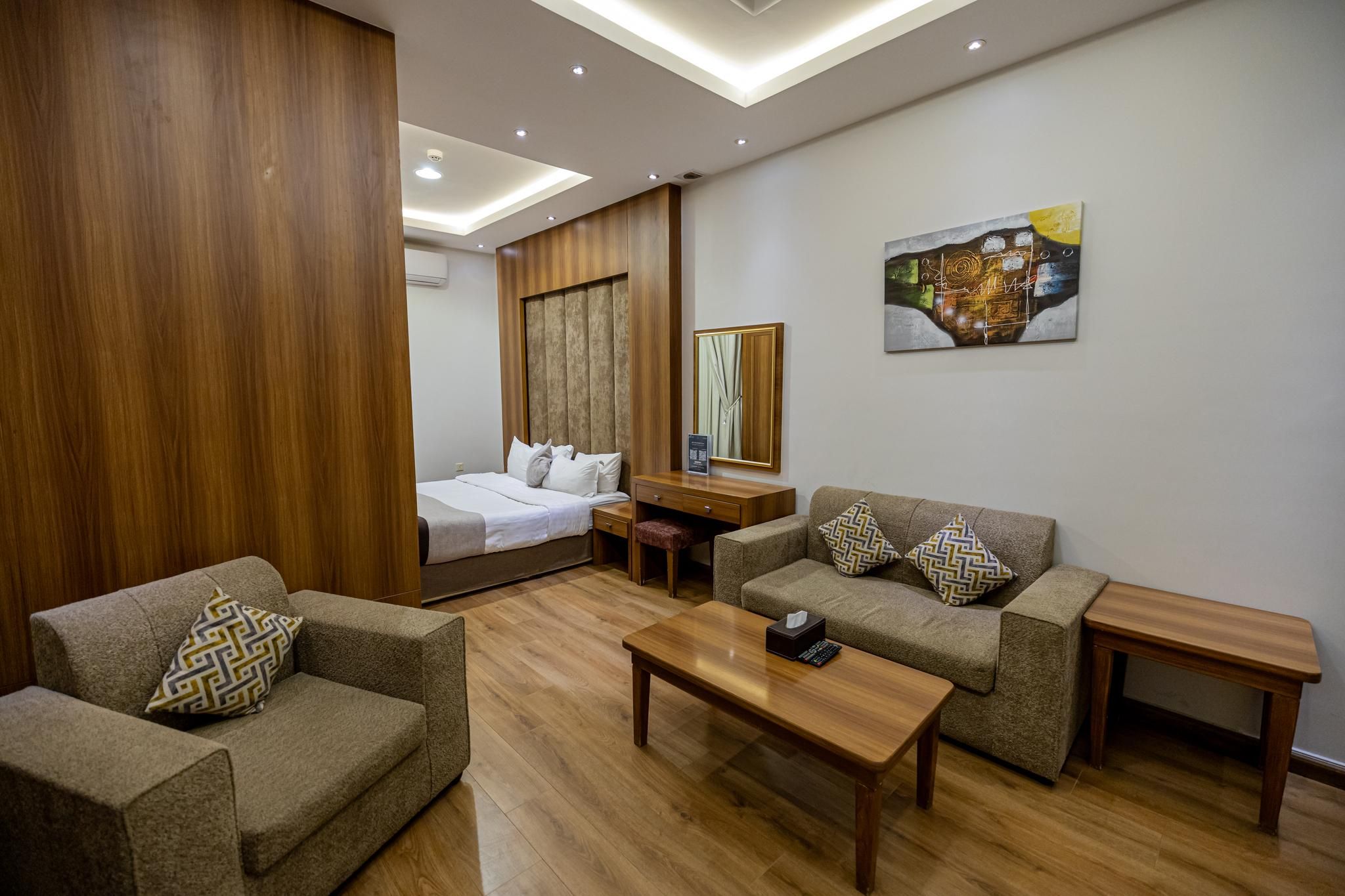 6228b80d0bac6cac8dfb4c673676b66b