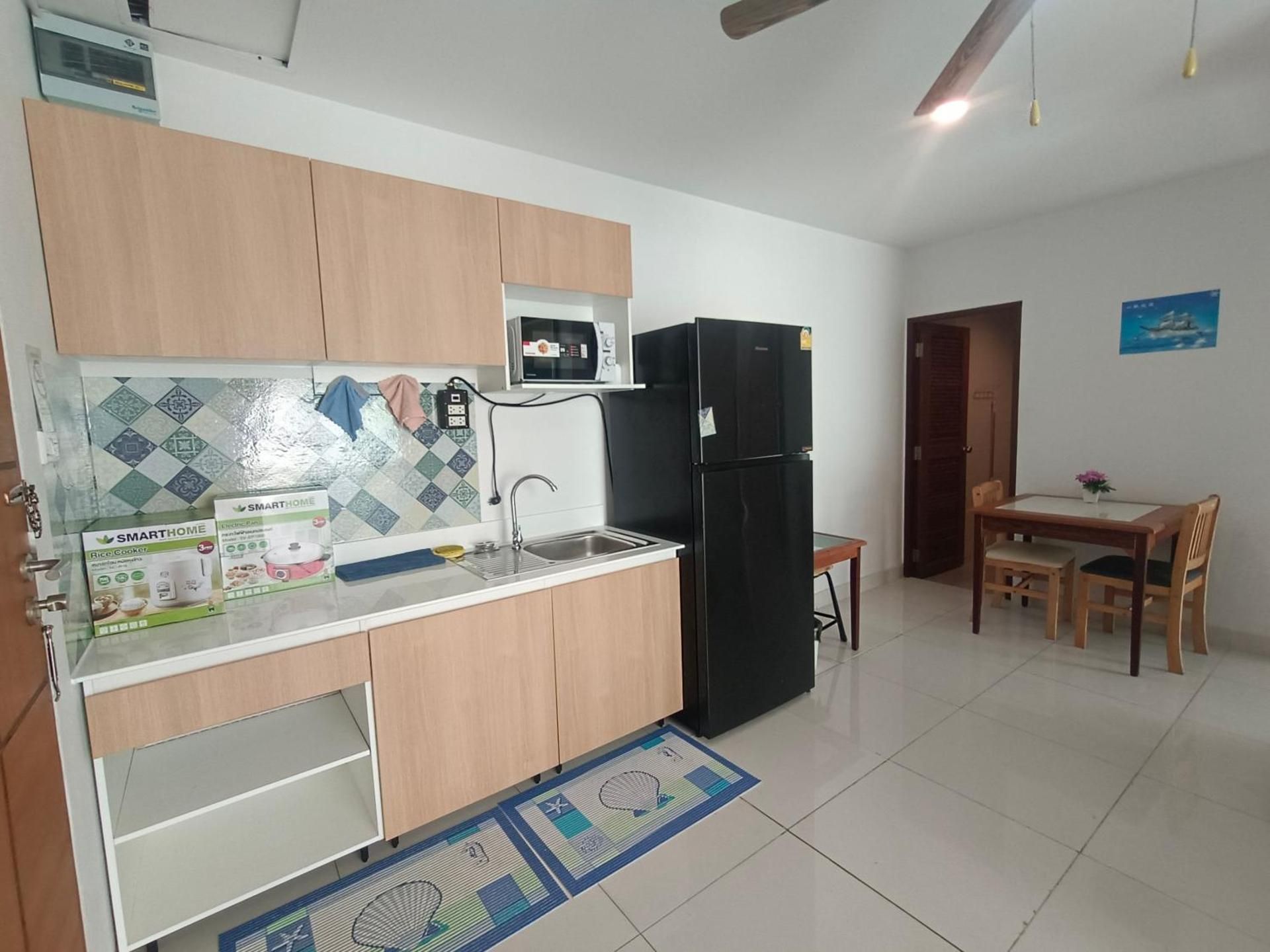 Studio Apartment