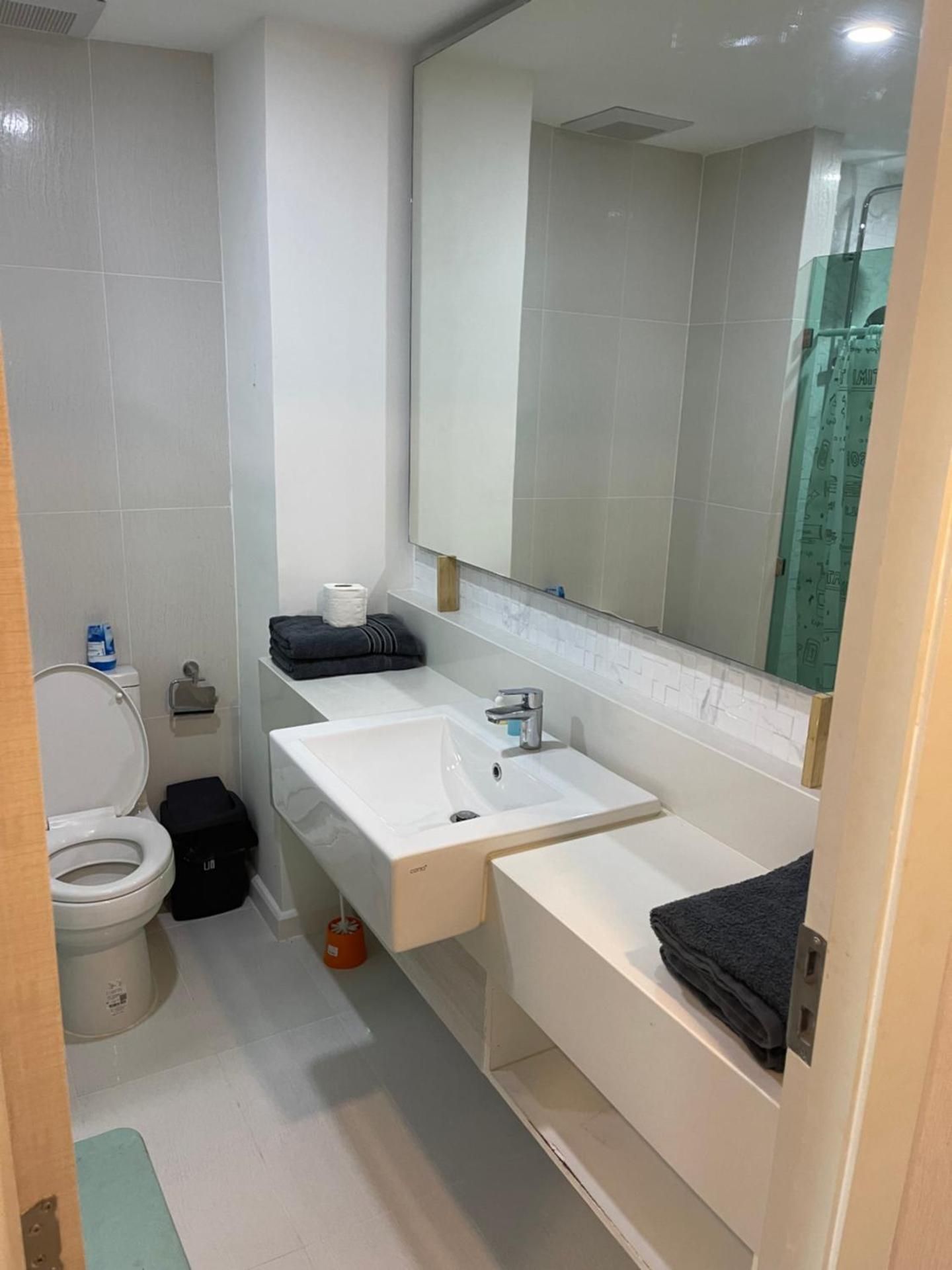 Studio Apartment with Balcony
