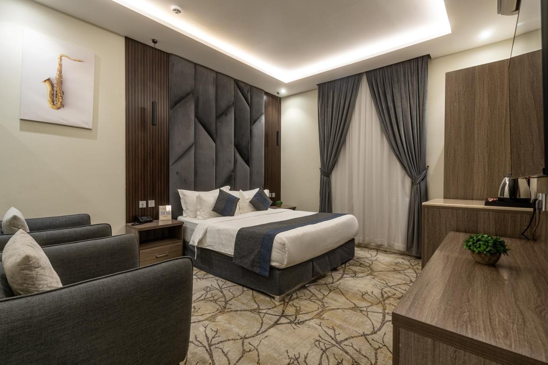 Superior Double or Twin Room with Terrace