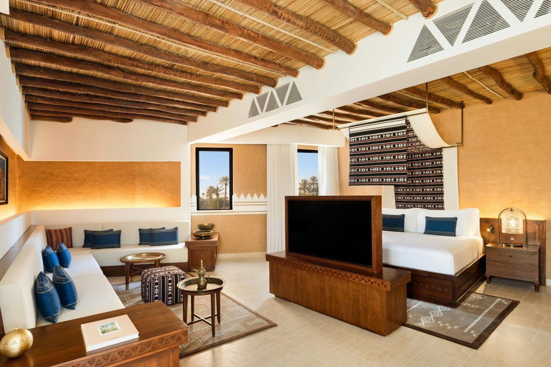 Al Shurfat, 1 Bedroom Presidential Suite, 1 King, Balcony