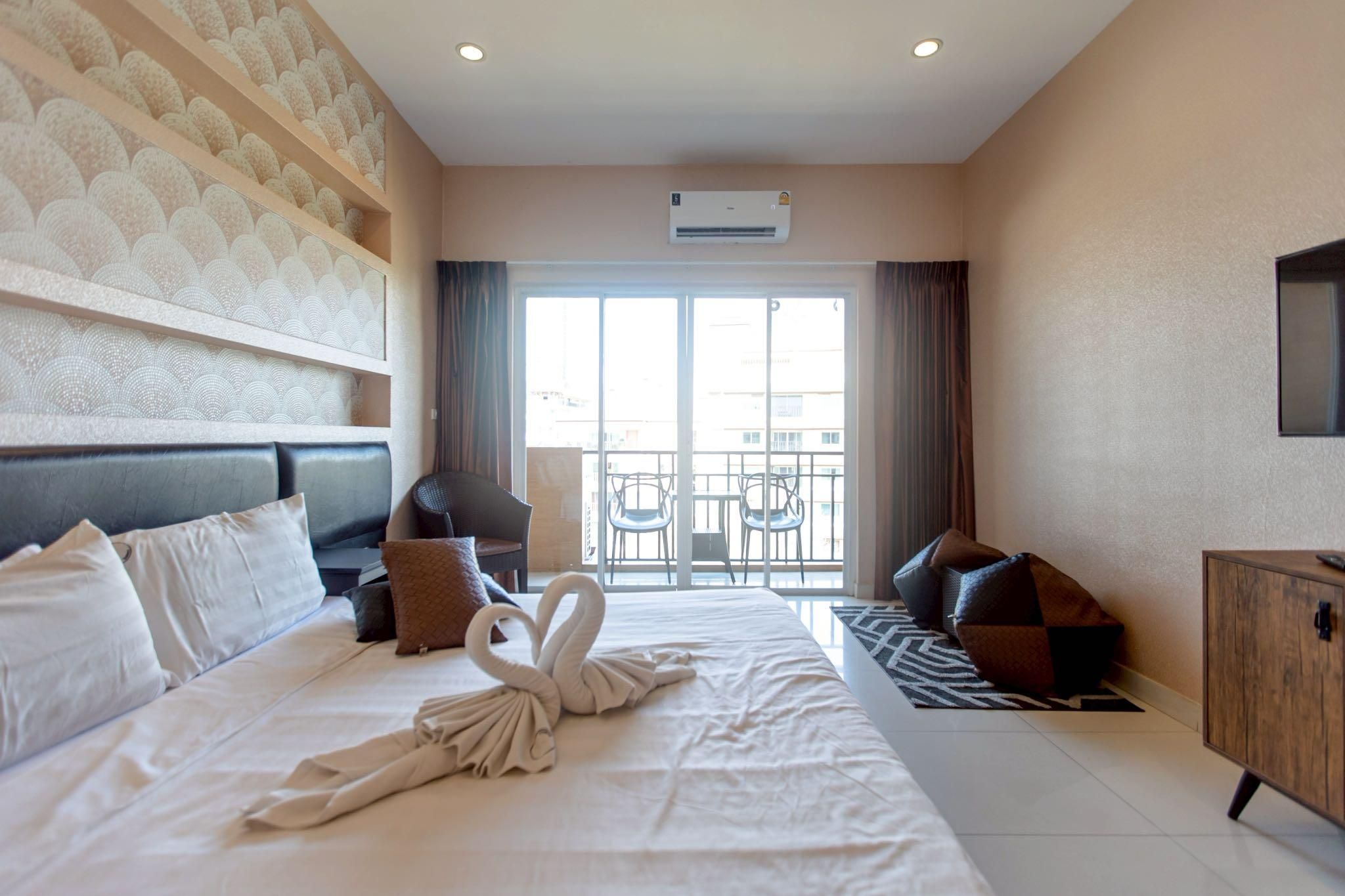 Queen Room