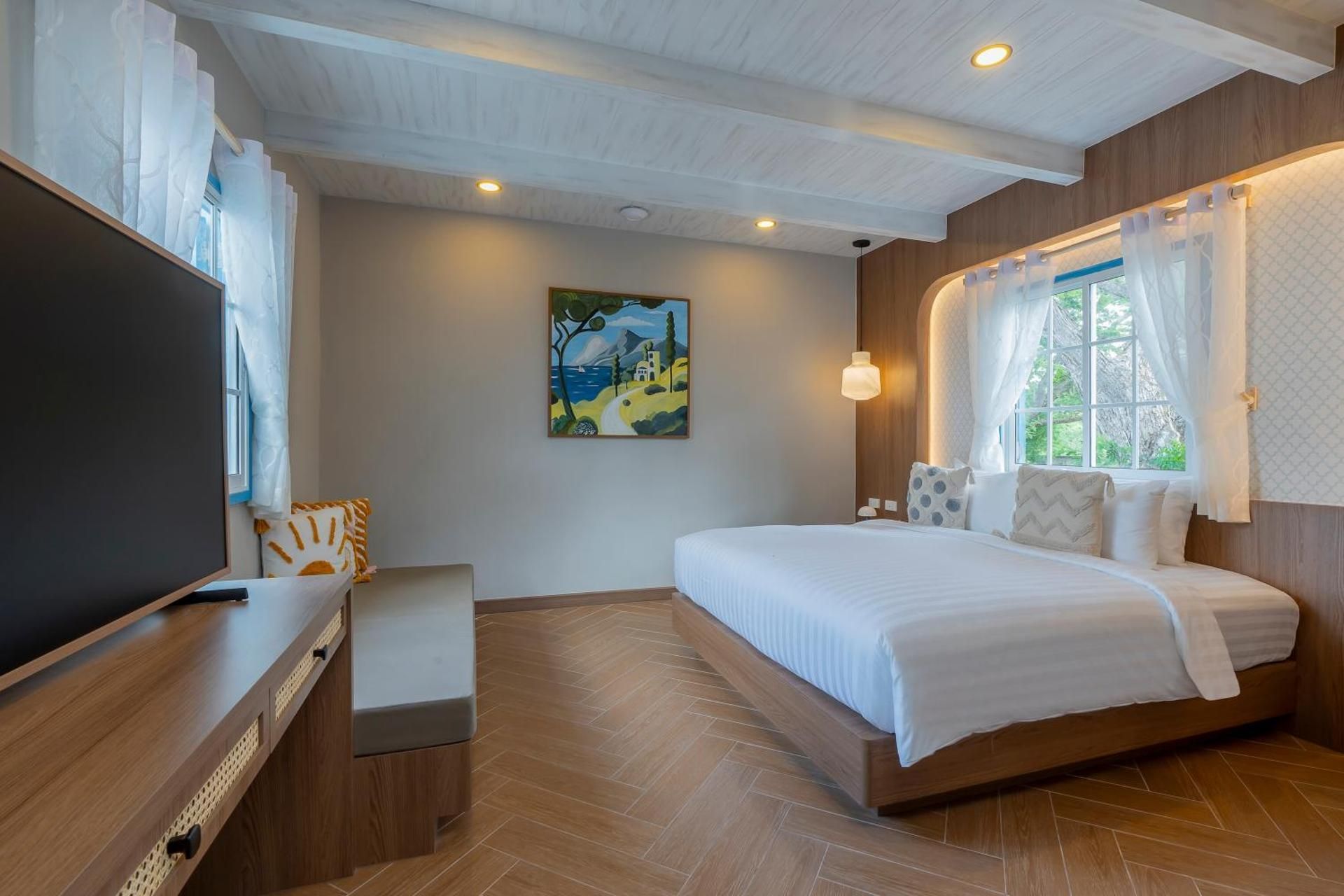 Sea of Love Suite Cafe Pattaya Cafe Suites2 Deluxe Double Room