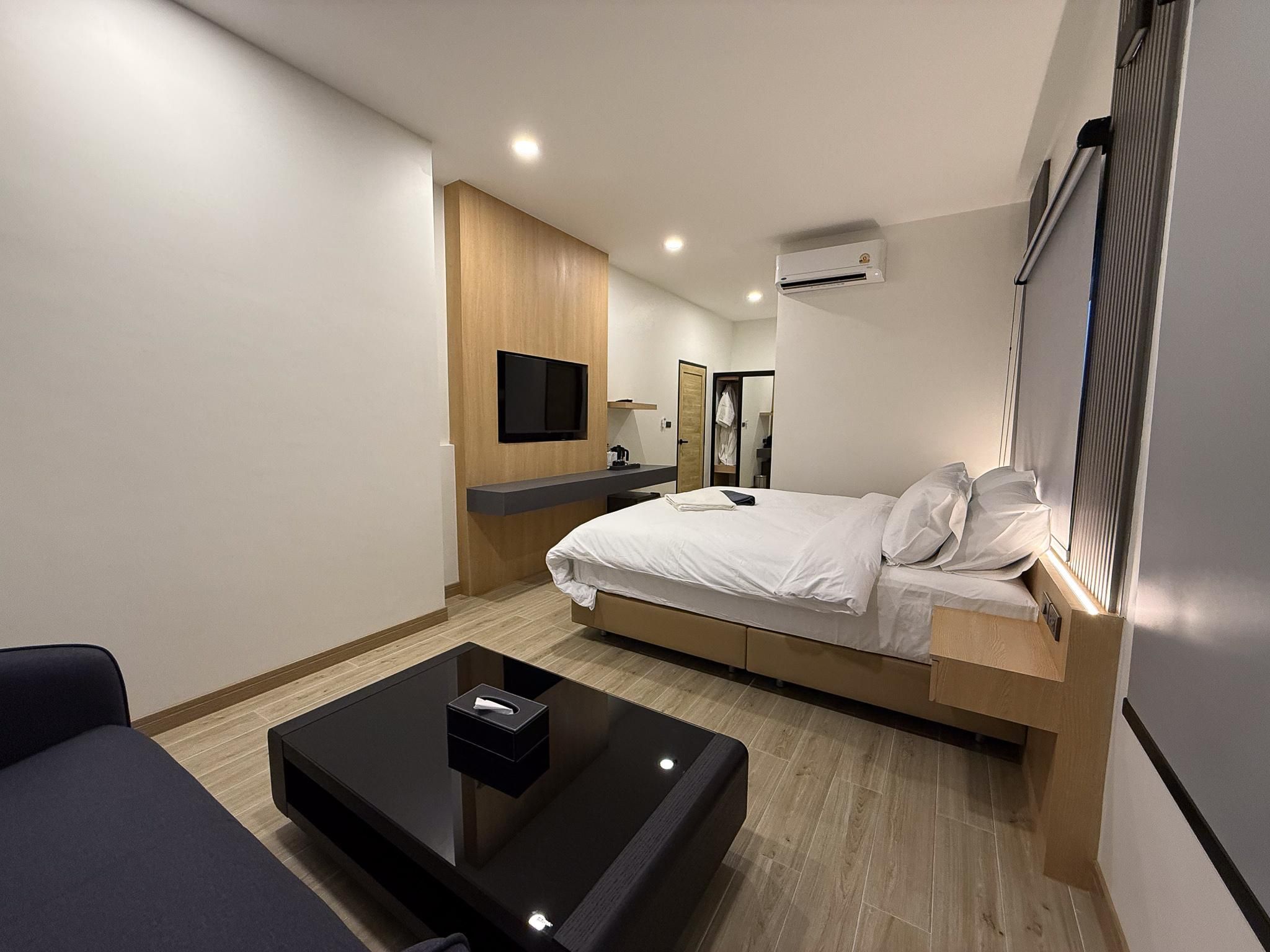 Deluxe Suite