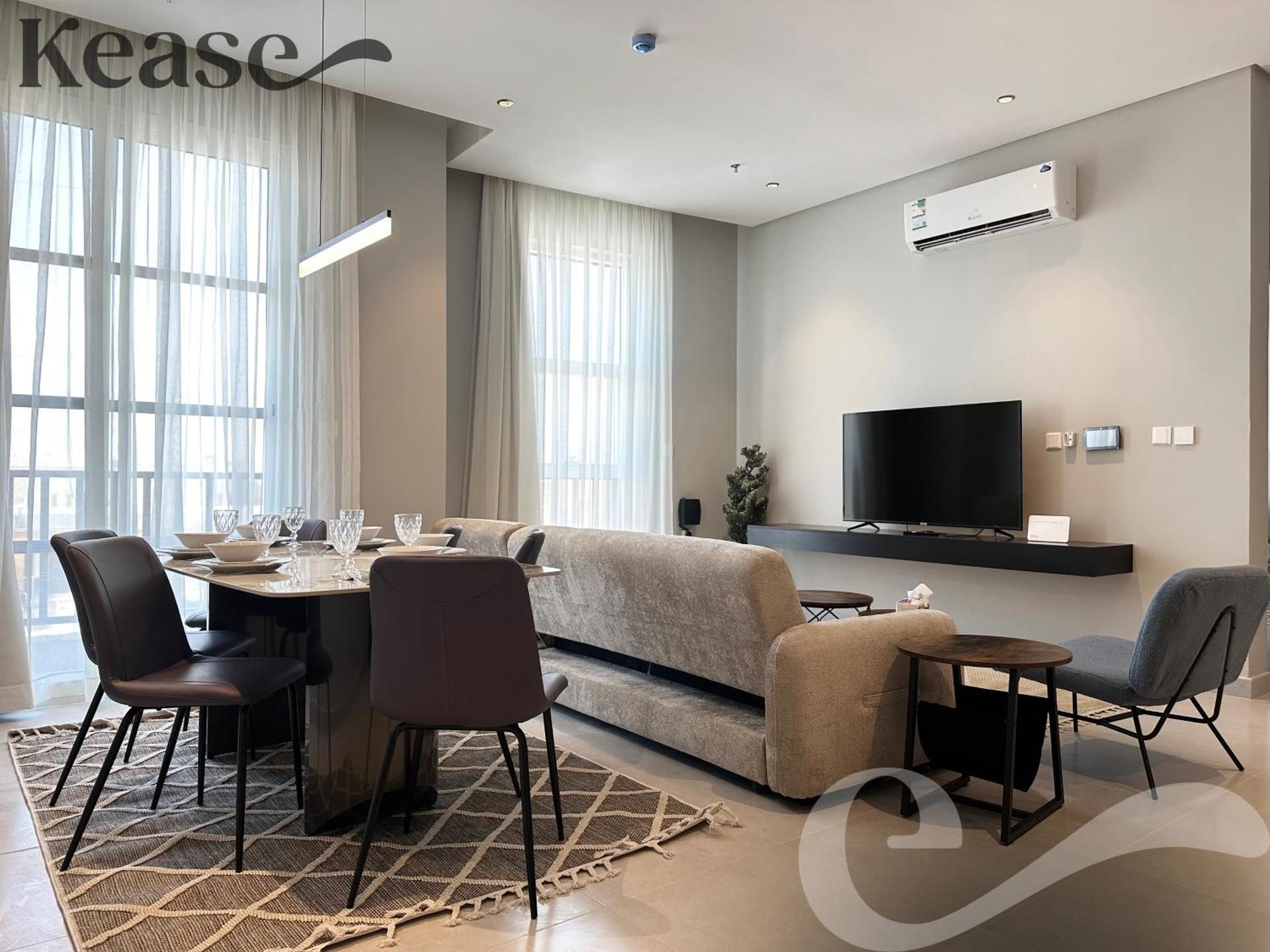 shared lounge/tv area