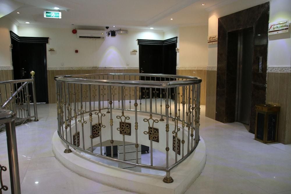 f5d412debb420607592ccaf6c21afa06