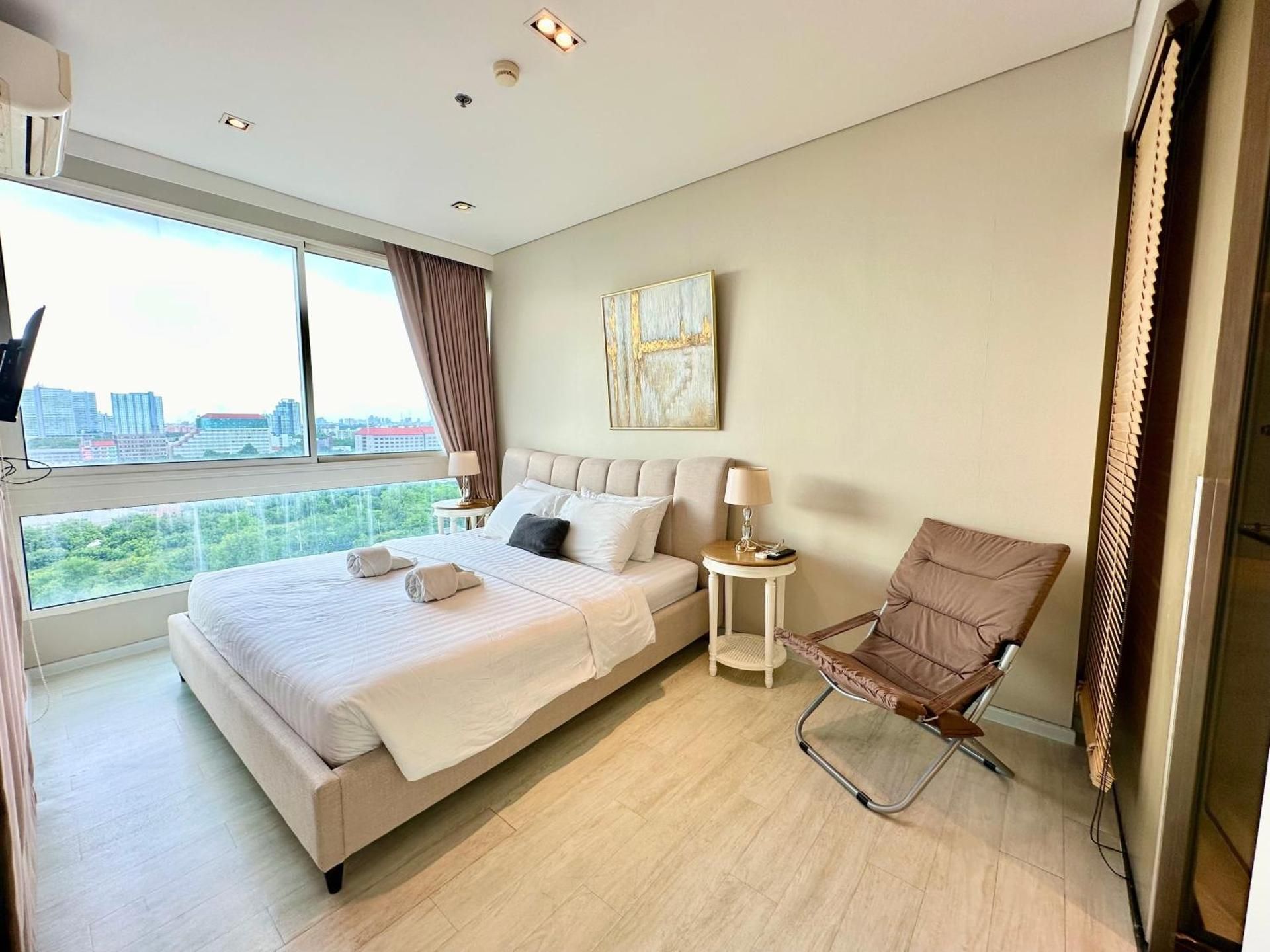 Family Room with Sea View