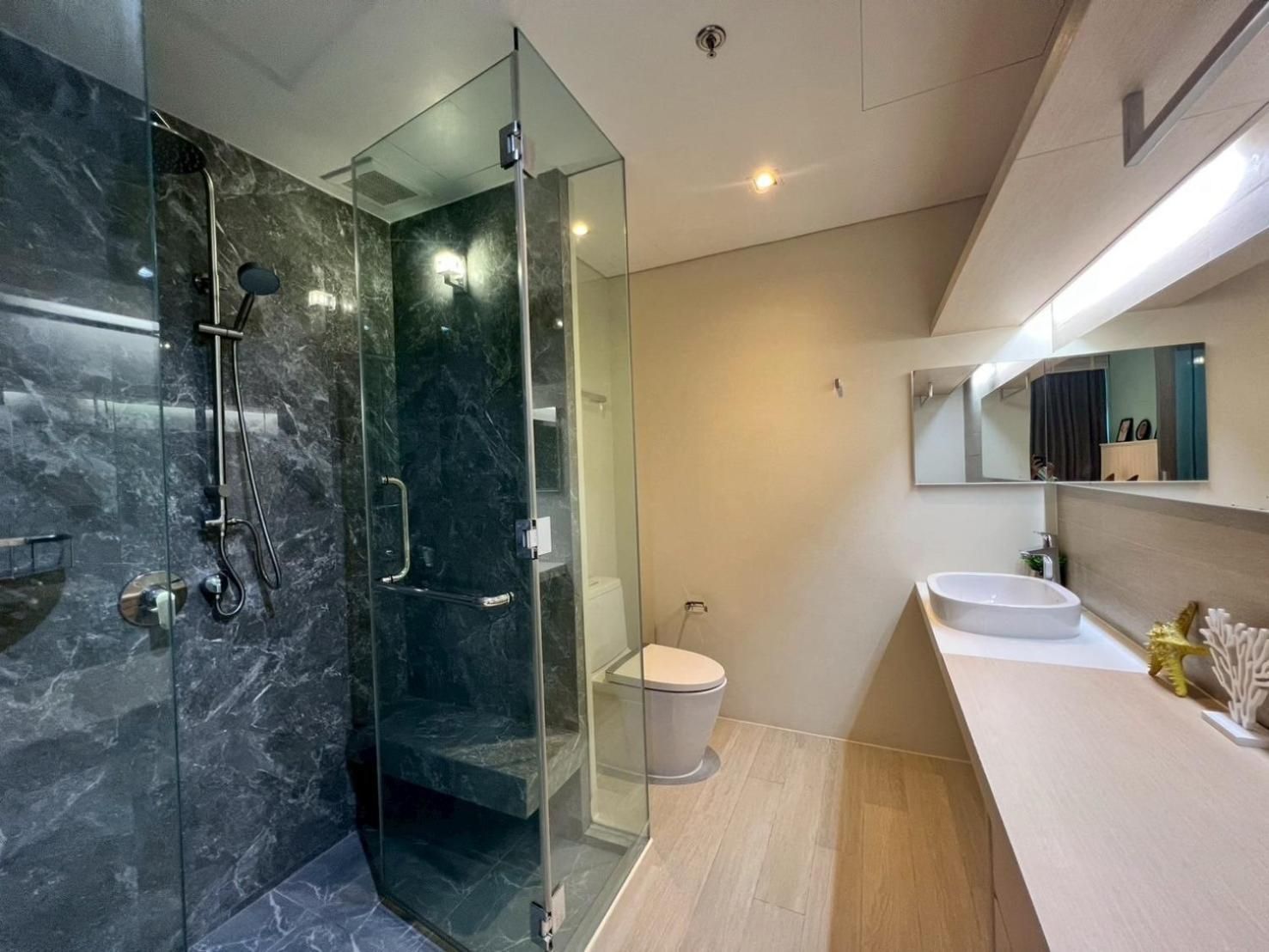 Deluxe Double Room with Balcony and Sea View