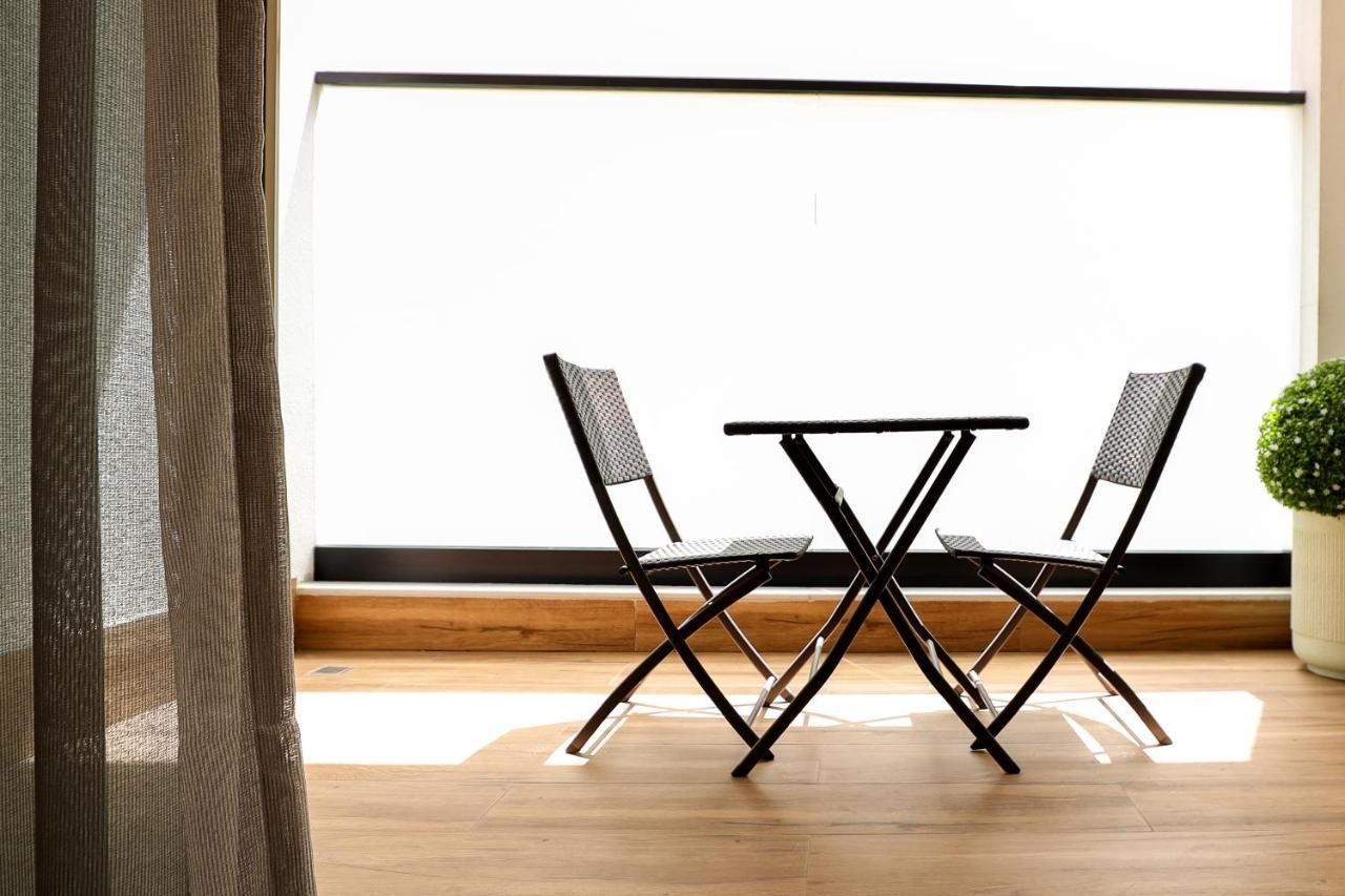 8fb5e91262f5d043d5ea2b440883271e