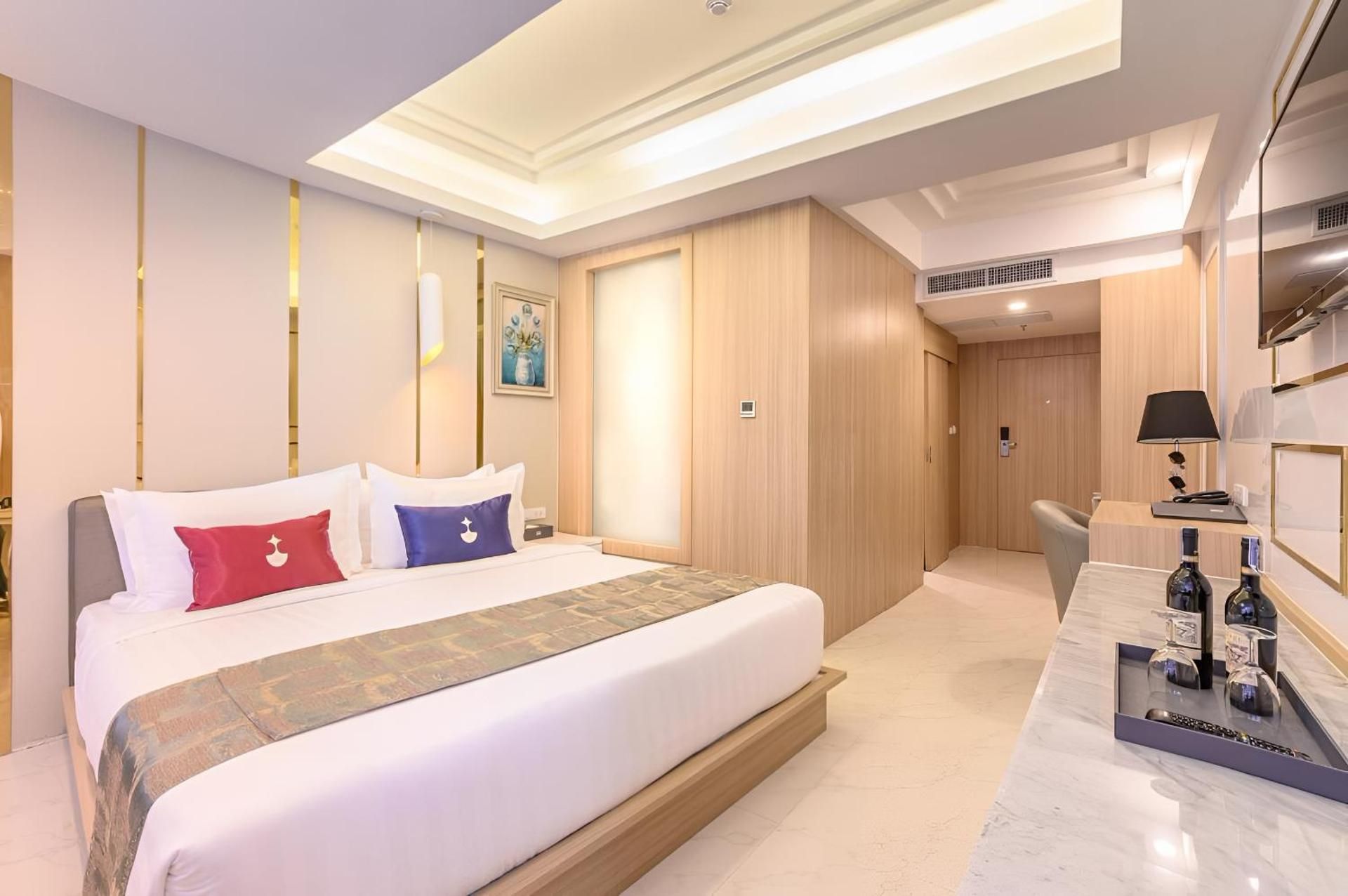 Double Room with Private Bathroom