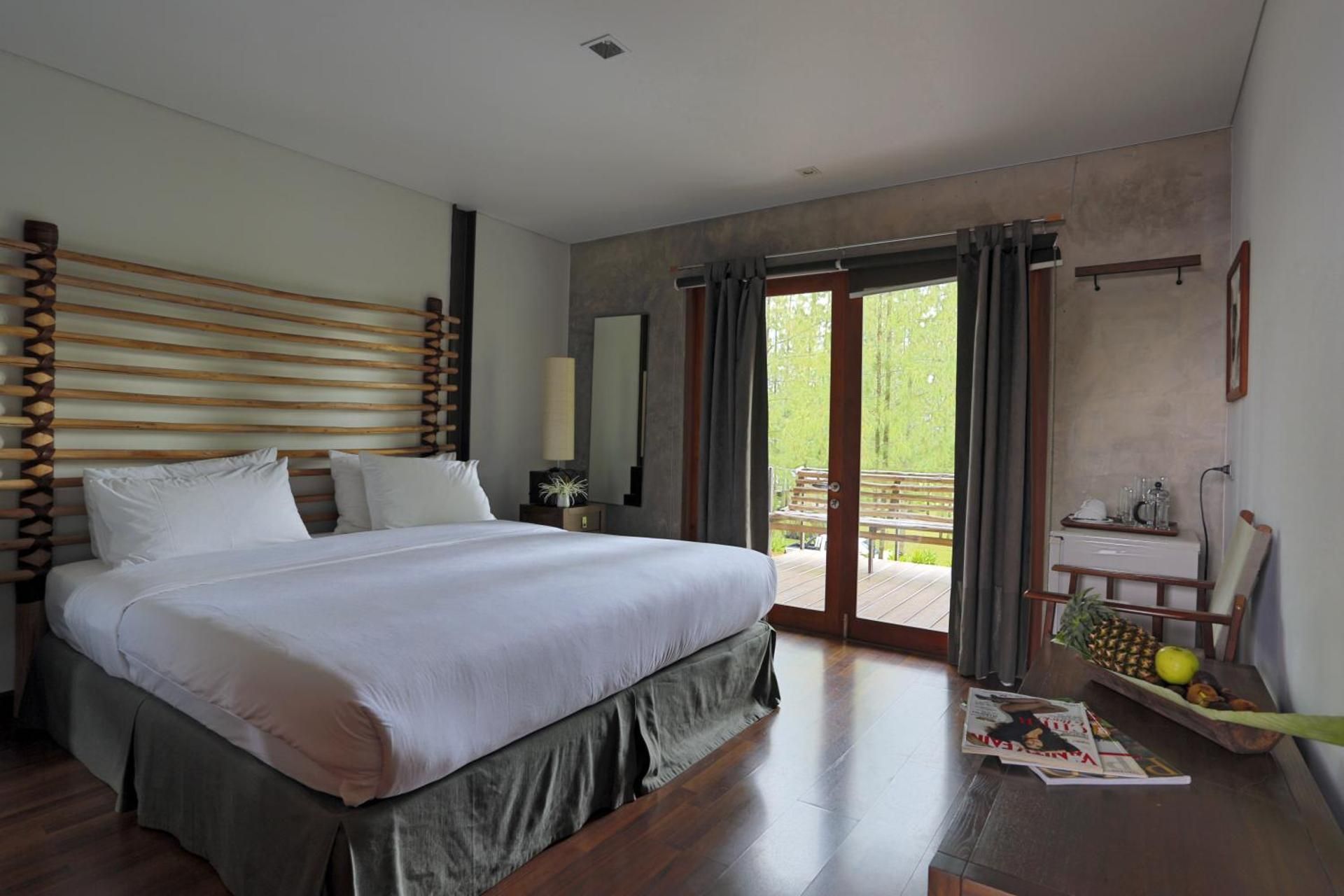 Standard King Room