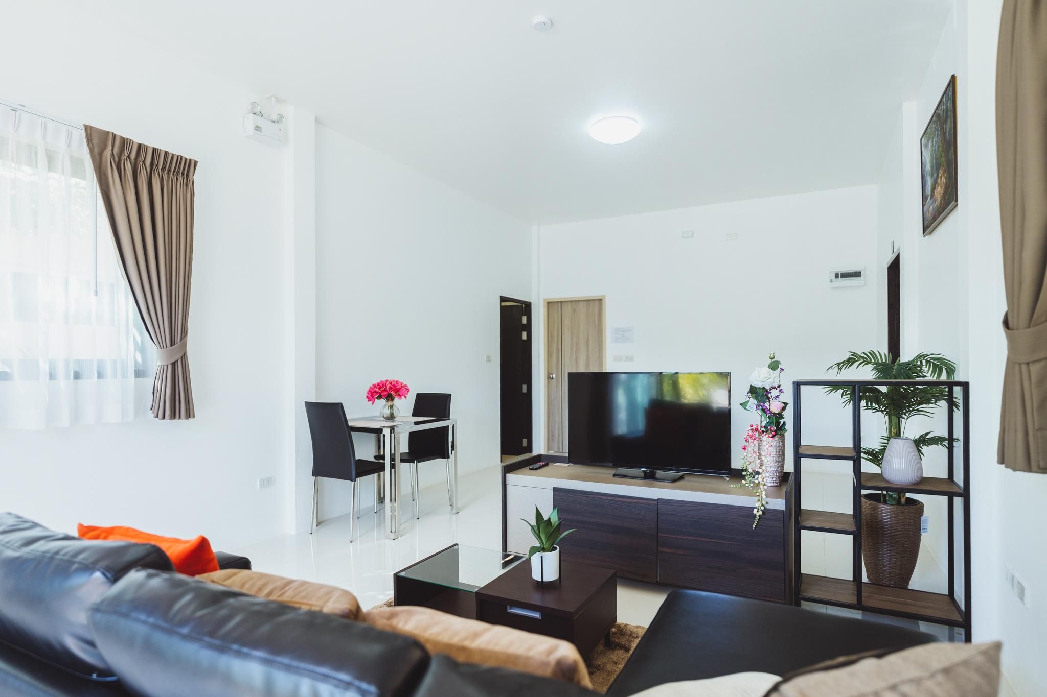 Holiday House
