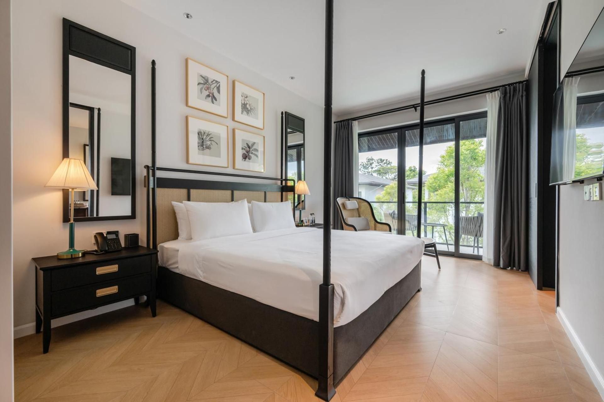 Signature Three-Bedroom Pool Villa (XL Private Pool)